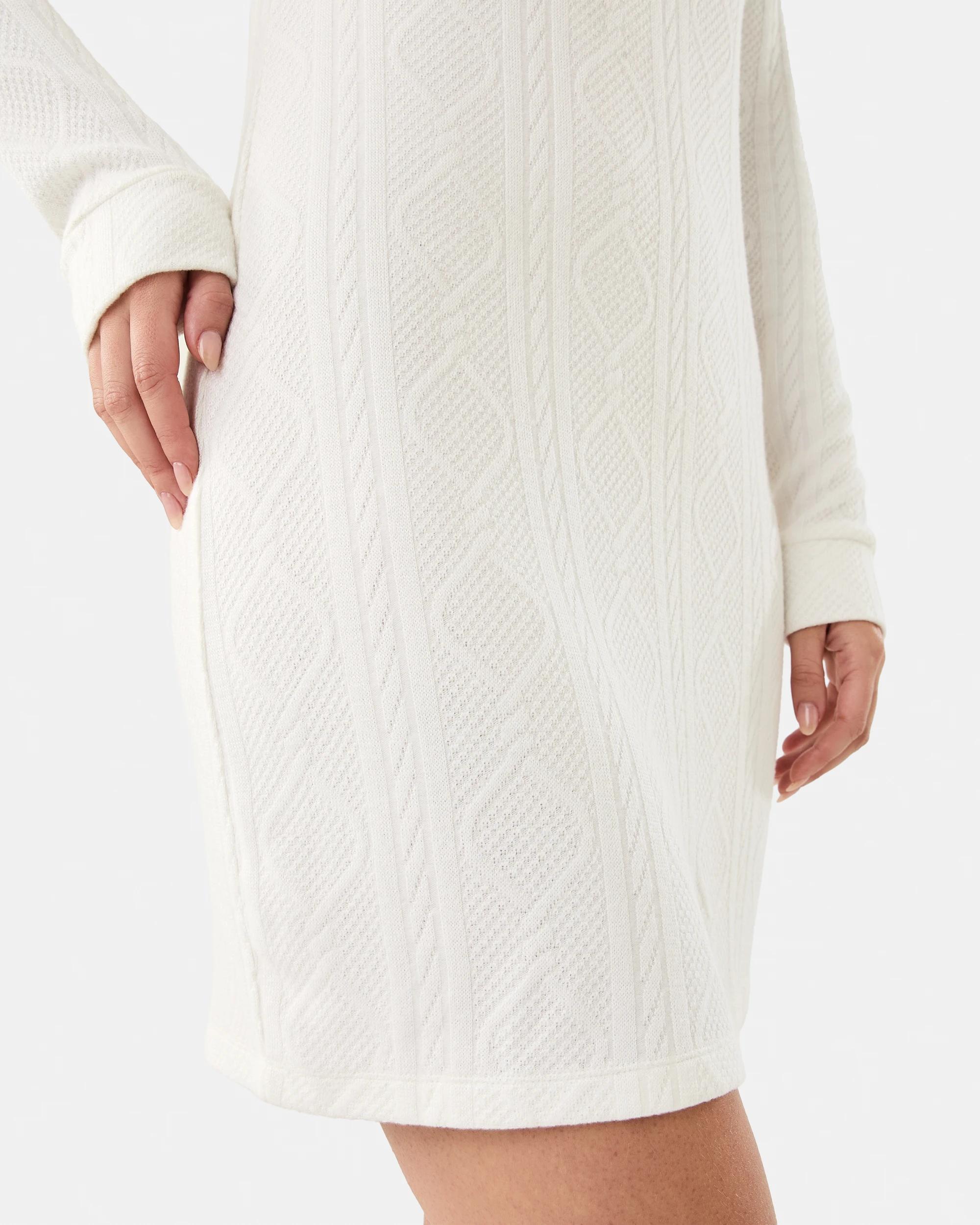 7 Long Sleeve Cable Lounge Nightie Whisper, 7 of 8
