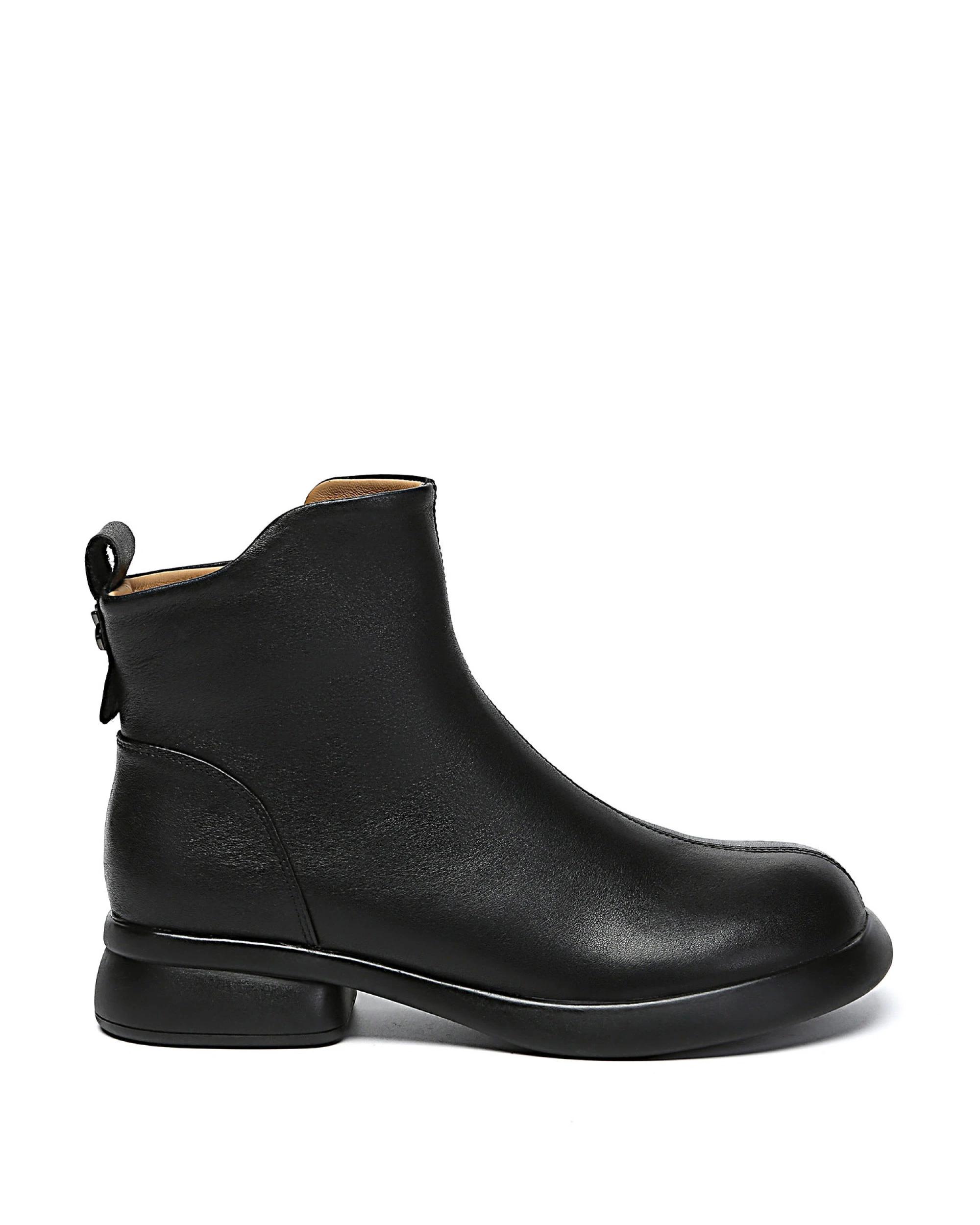 1 Everau Women Chapple Leather Boots BLACK, 1 of 5