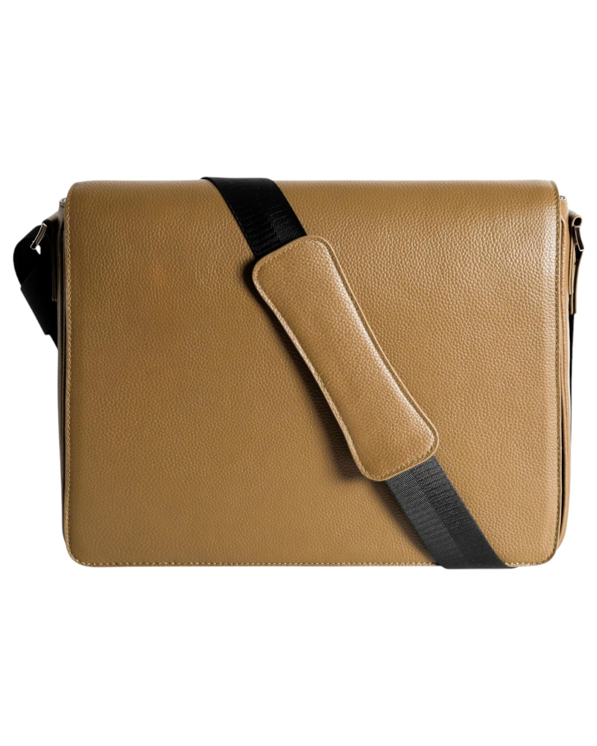1 VKY Unisex Konstantine Large Leather Messenger Shoulder Bag Handbag TAUPE, 1 of 6