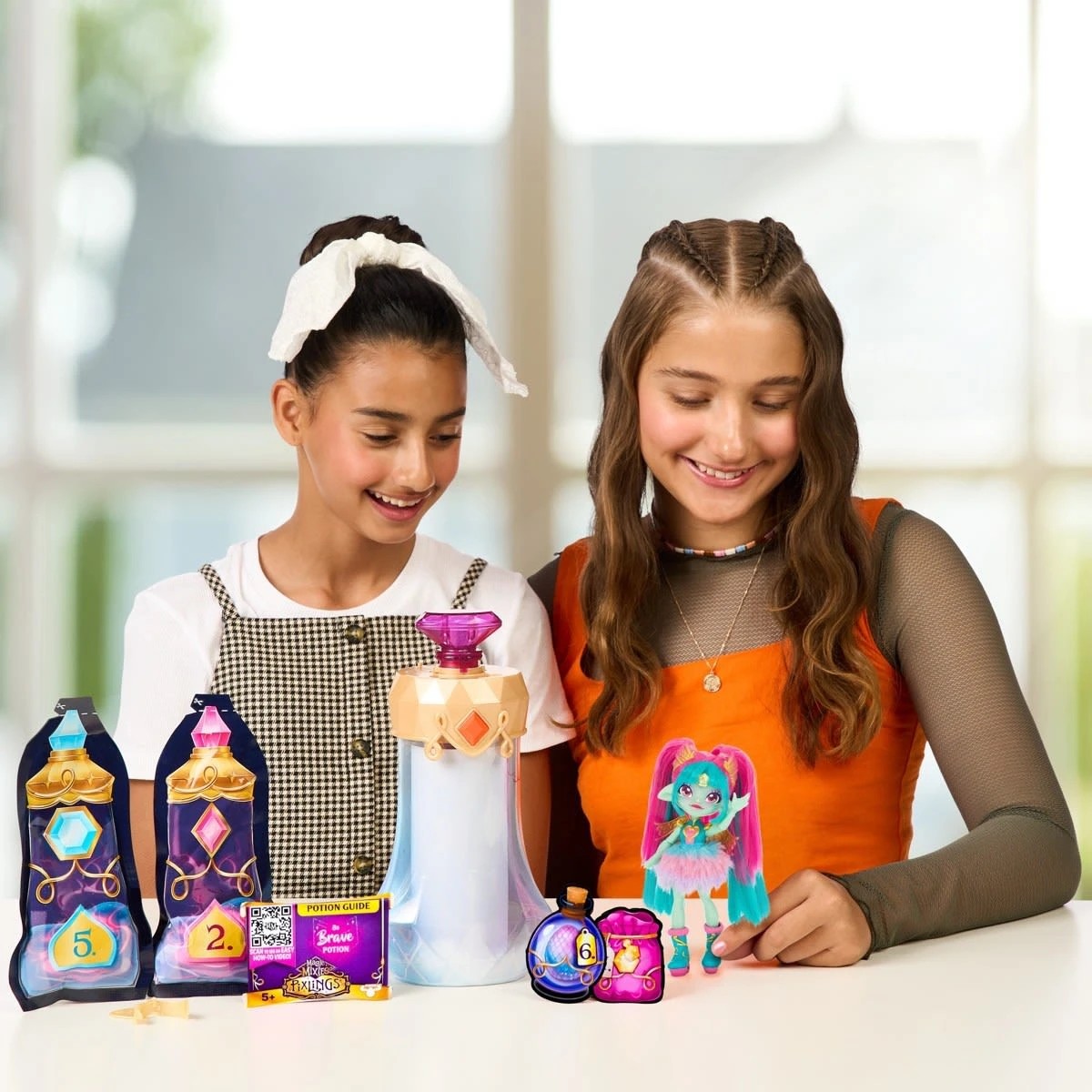 6 Magic Mixies Pixlings -  Amber The Dragon Pixling, 6 of 11