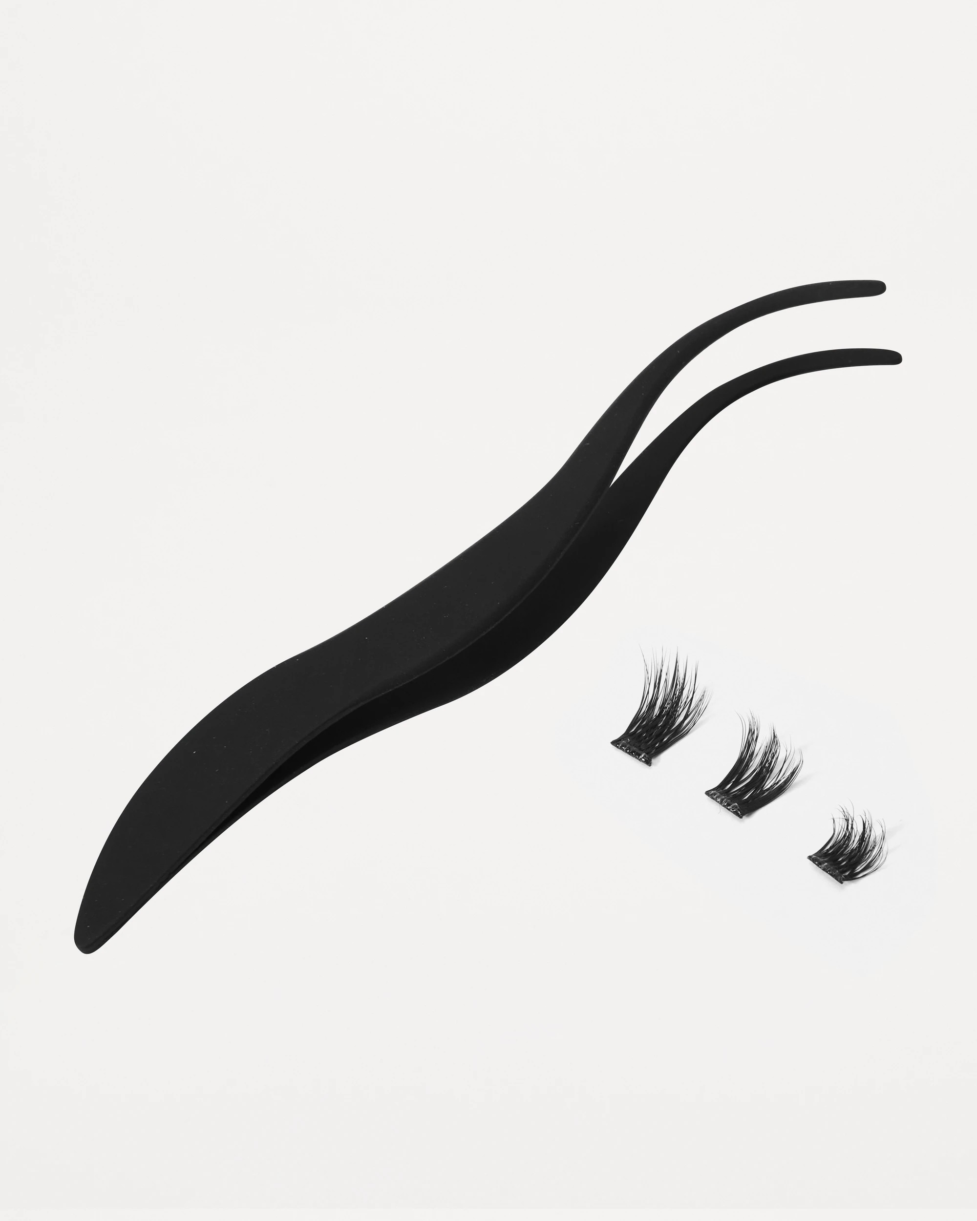 2 OXX Cosmetics 30 Pack Pre-glued False Lashes - No. 313, 2 of 5