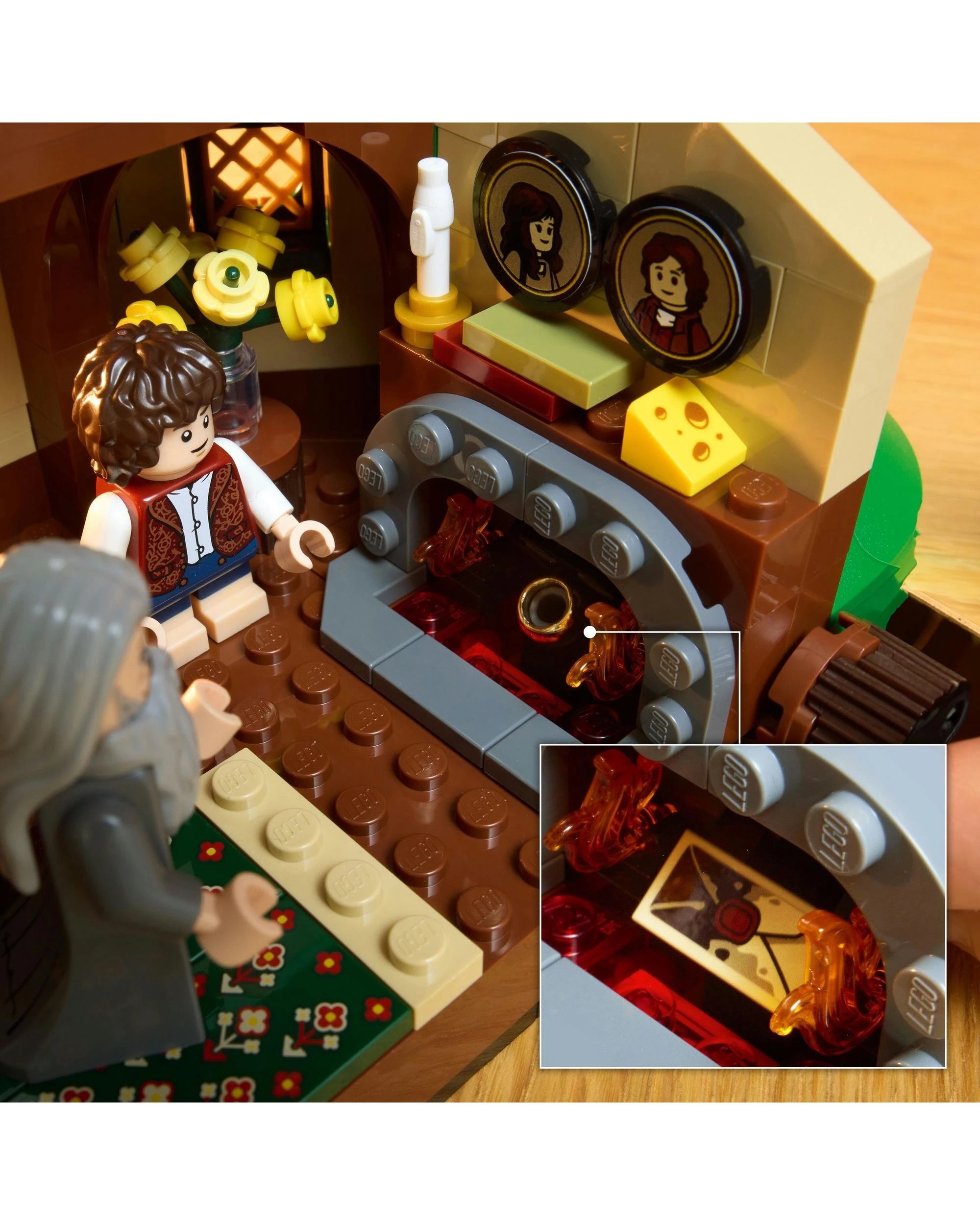 4 The LEGO Group LEGO Icons: The Lord of the Rings: The Shire - 10354, 4 of 10