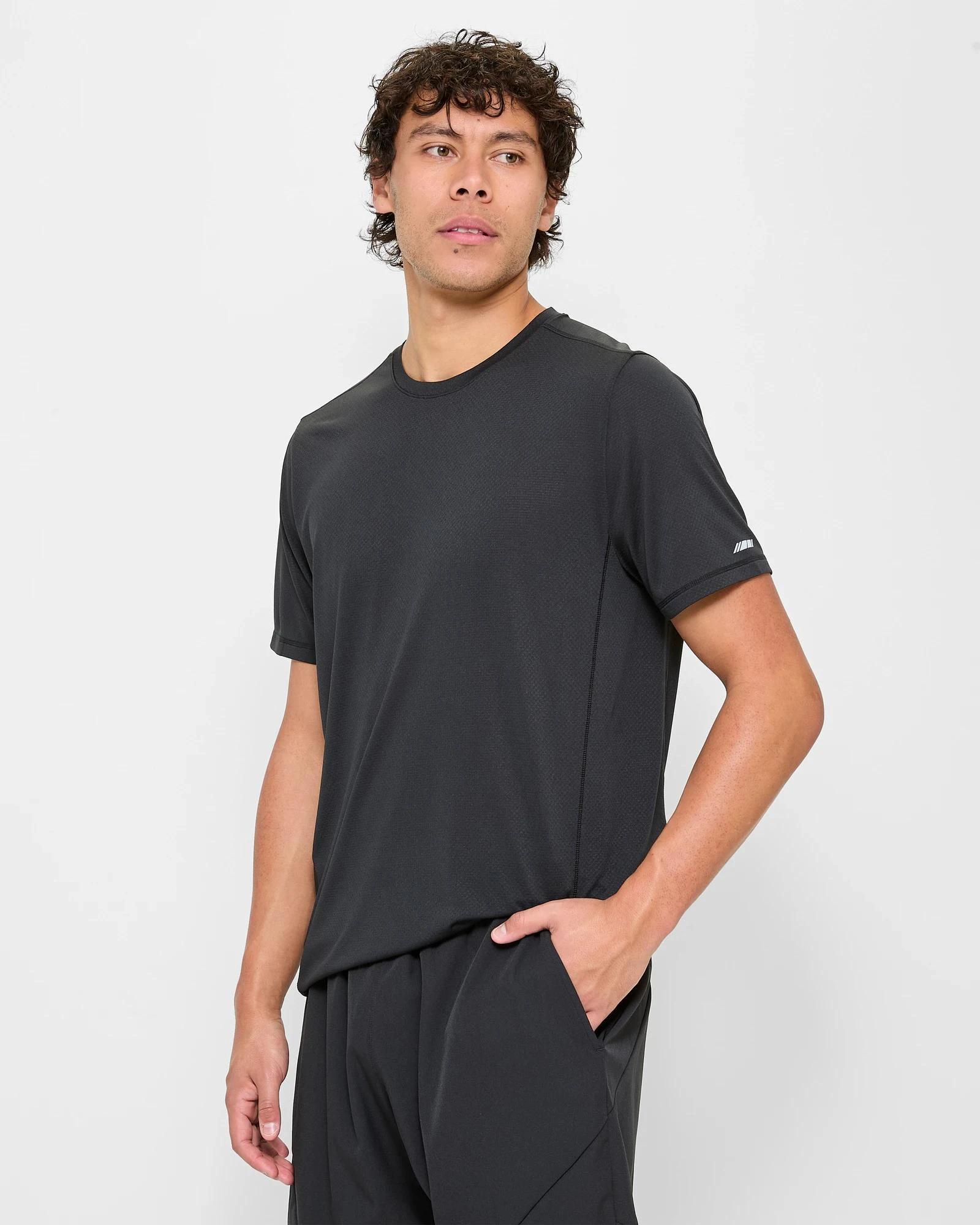 3 Target Active Core Training T-Shirt BLACK, 3 of 5