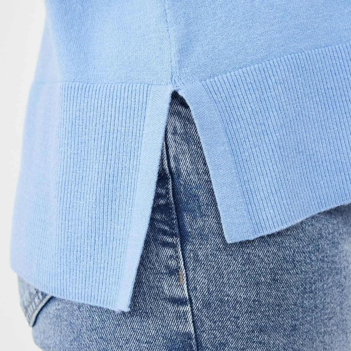 6 Crew Neck Lightweight Jumper Cornflower, 6 of 6