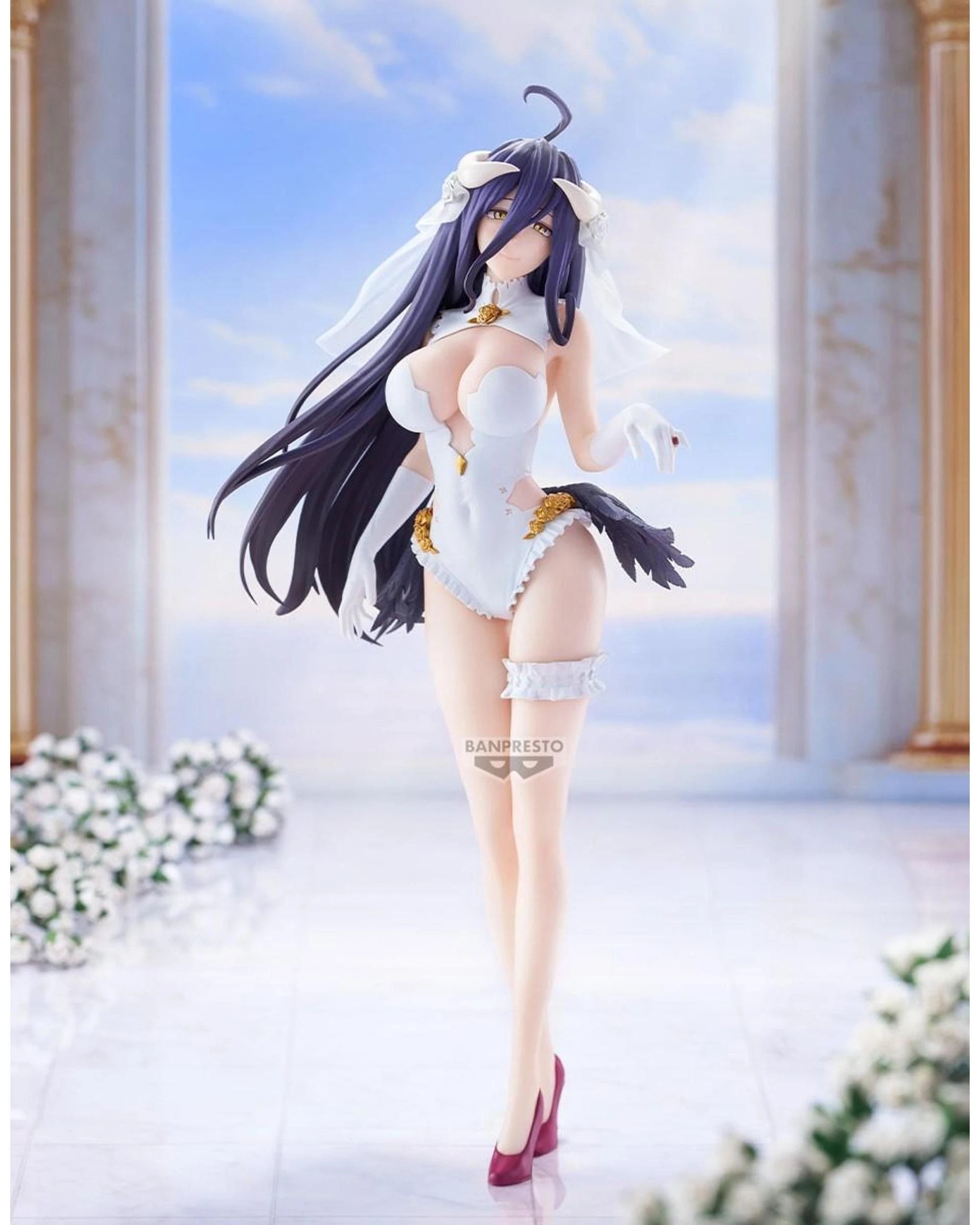 2 Banpresto Glitter and Glamours Overlord Albedo Wedding Version Figure, 2 of 5