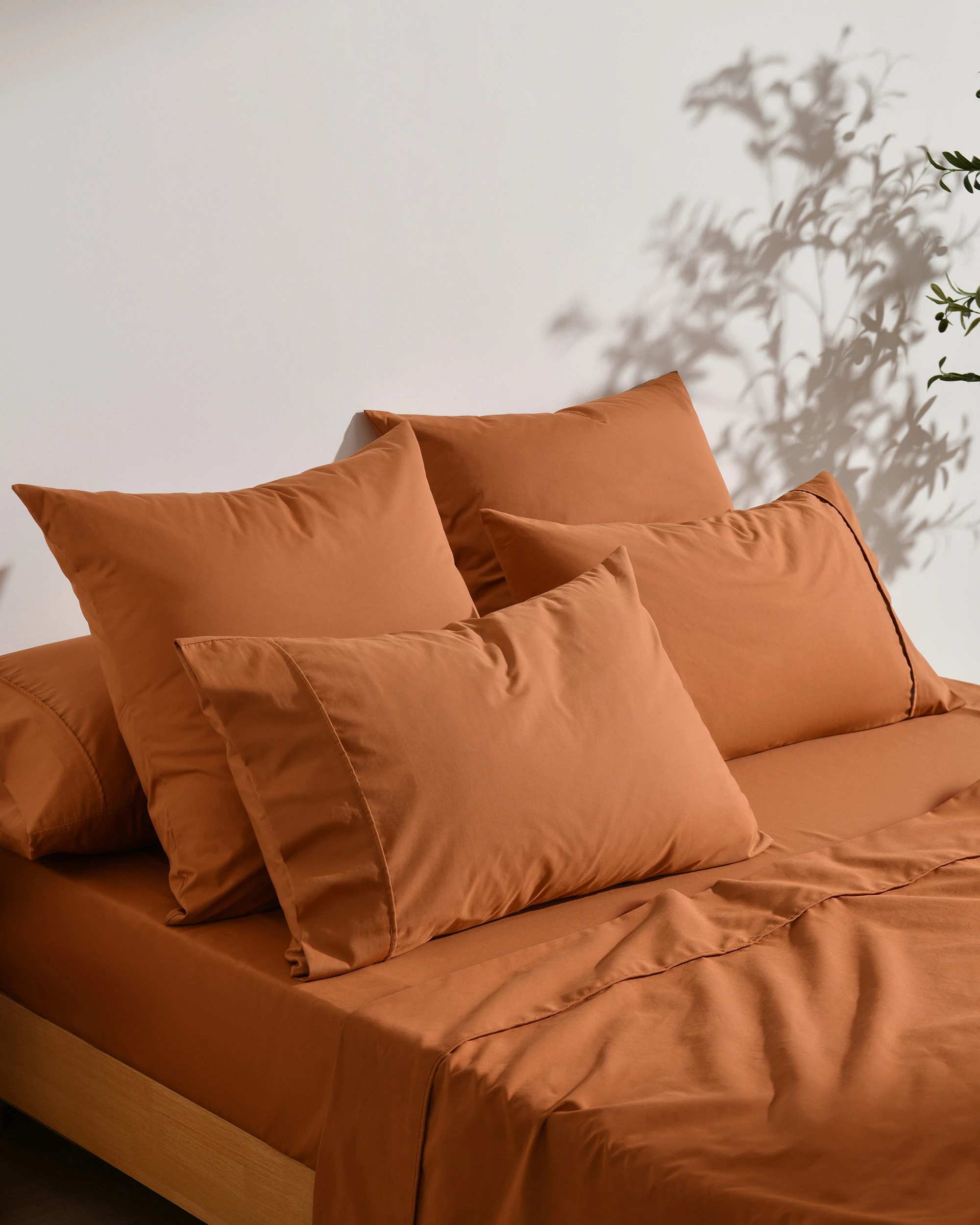 7 Dreamaker 250TC Cotton & Recycled Polyester Blend Sheet Set - King Bed - Rust, 7 of 7