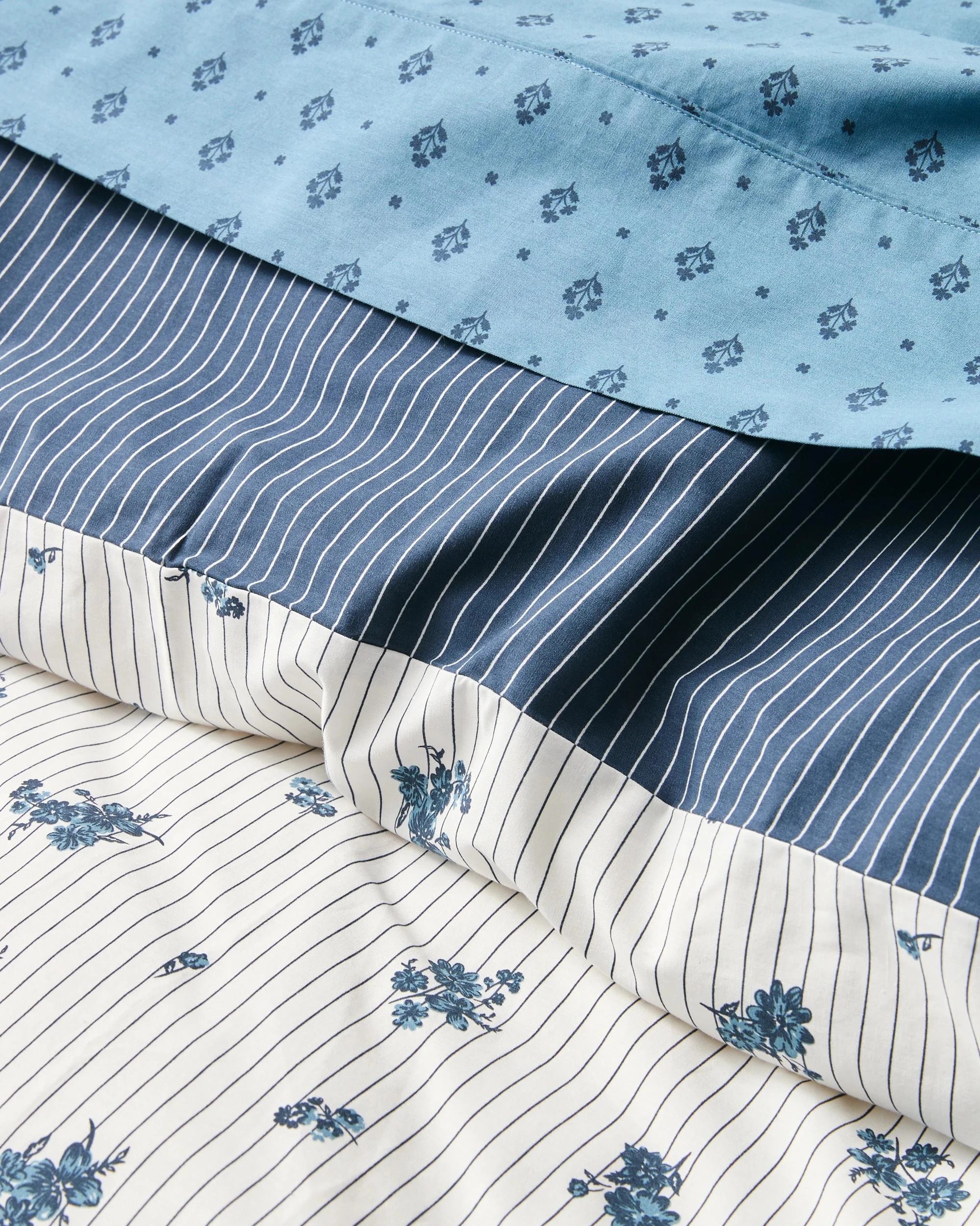 5 Target Ezra Floral Pinstripe Australian Cotton Reversible Quilt Cover Set - Queen Bed - White, 5 of 6