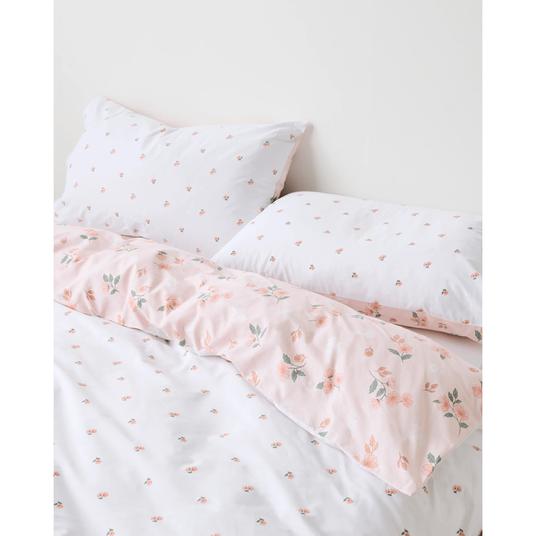 6 Target Camille Ditsy Floral Australian Cotton Quilt Cover Set
 - Queen Bed
 - Natural, 6 of 6