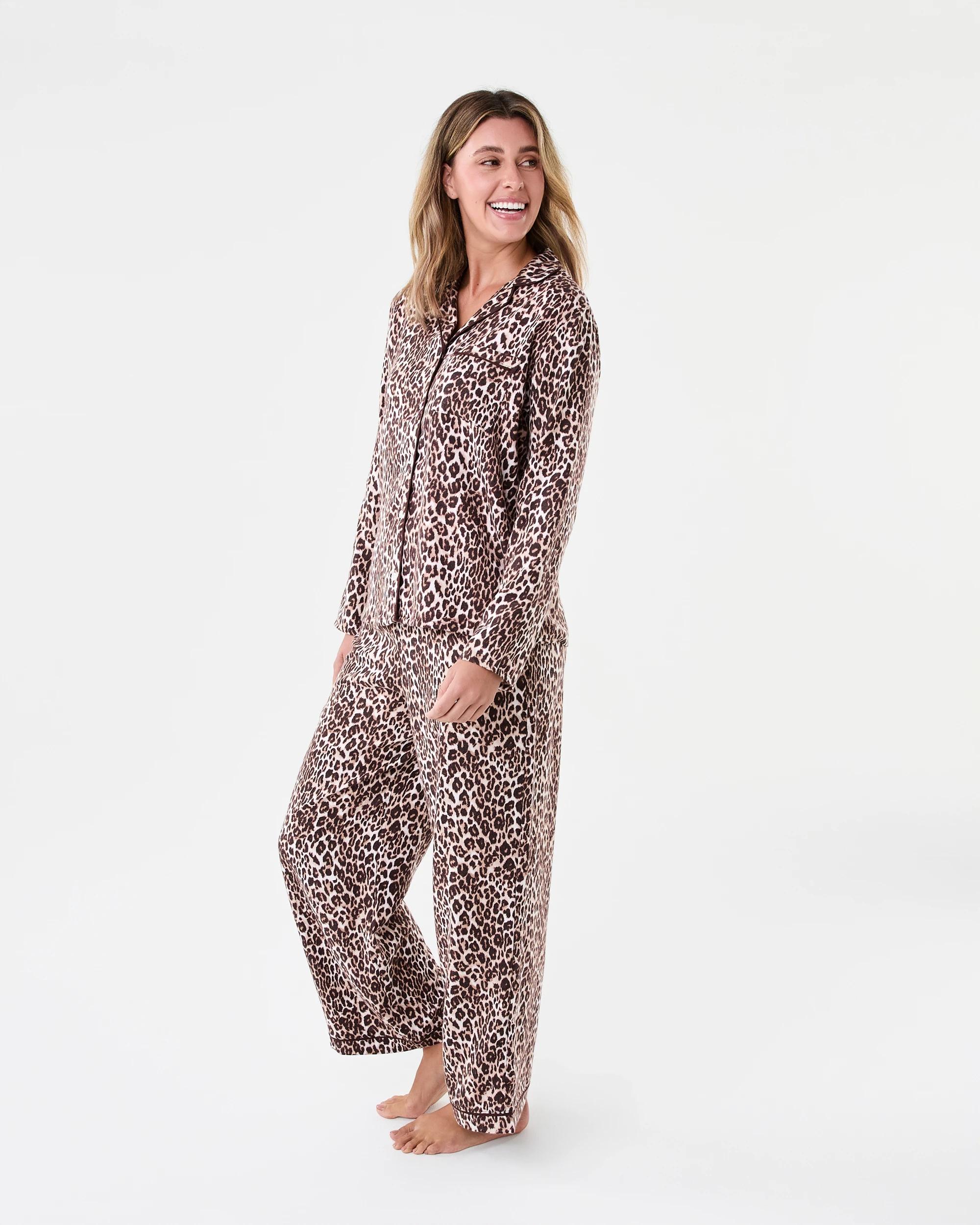 2 Classic Flannel Pyjama Set Leopard, 2 of 8