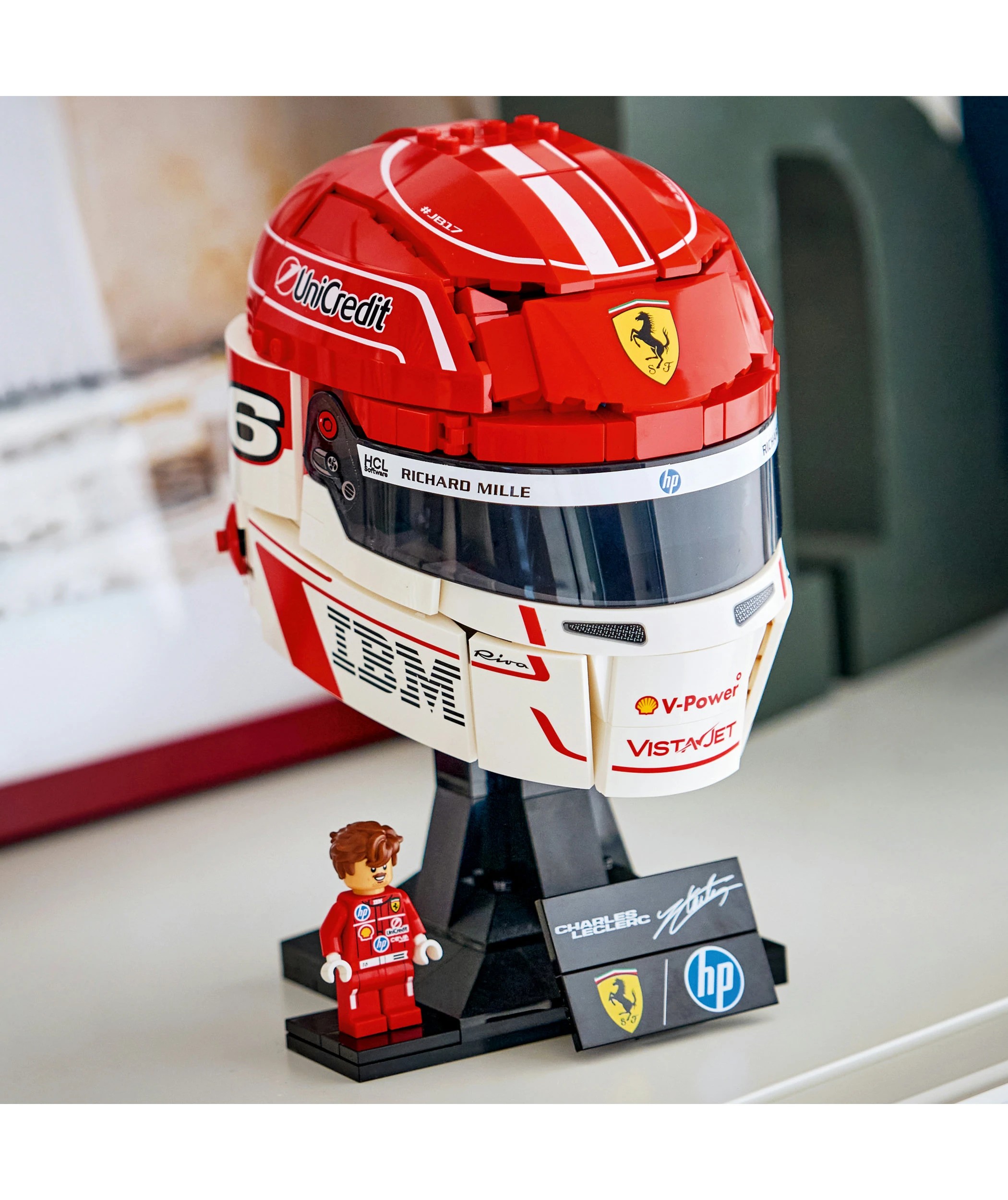 9 LEGO Editions Formula 1 Scuderia Ferrari HP Charles Leclerc Helmet 43014, 9 of 10