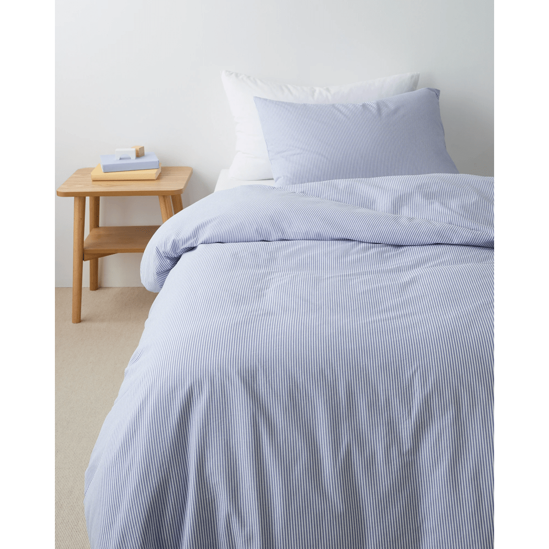 1 Target Cooper Kids Australian Cotton Quilt Cover Set
 - Single Bed
 - Blue, 1 of 3