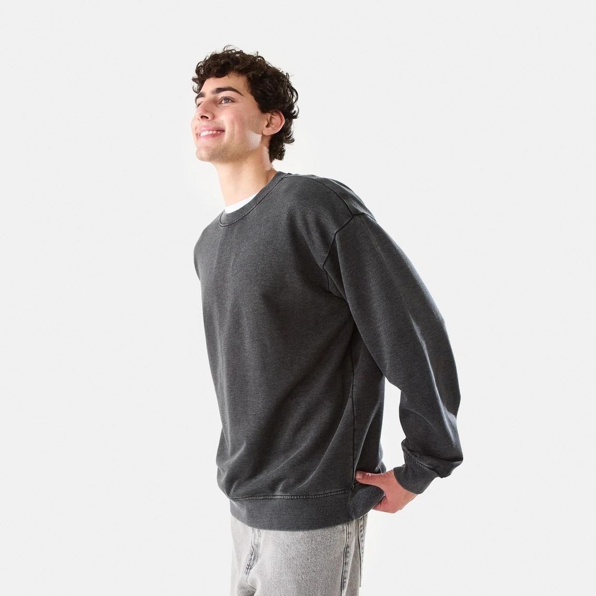 1 Oversized Crew Neck Sweatshirt Black, 1 of 10