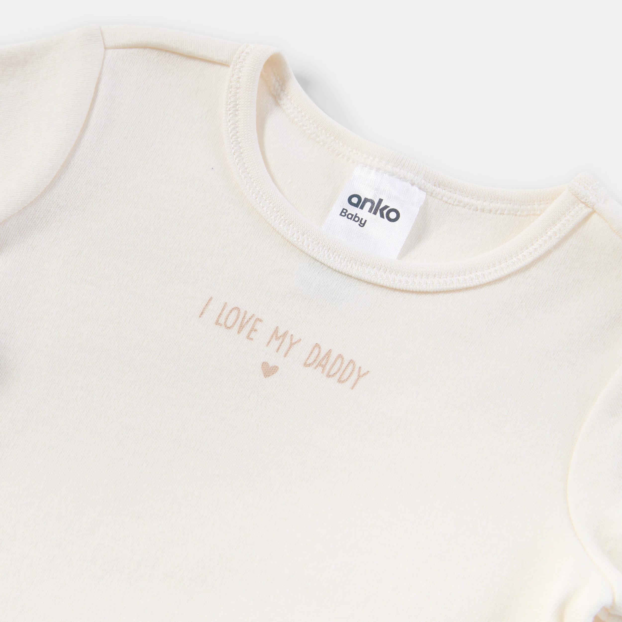 3 Short Sleeve Placement Print Bodysuit I LOVE MY DADDY, 3 of 3