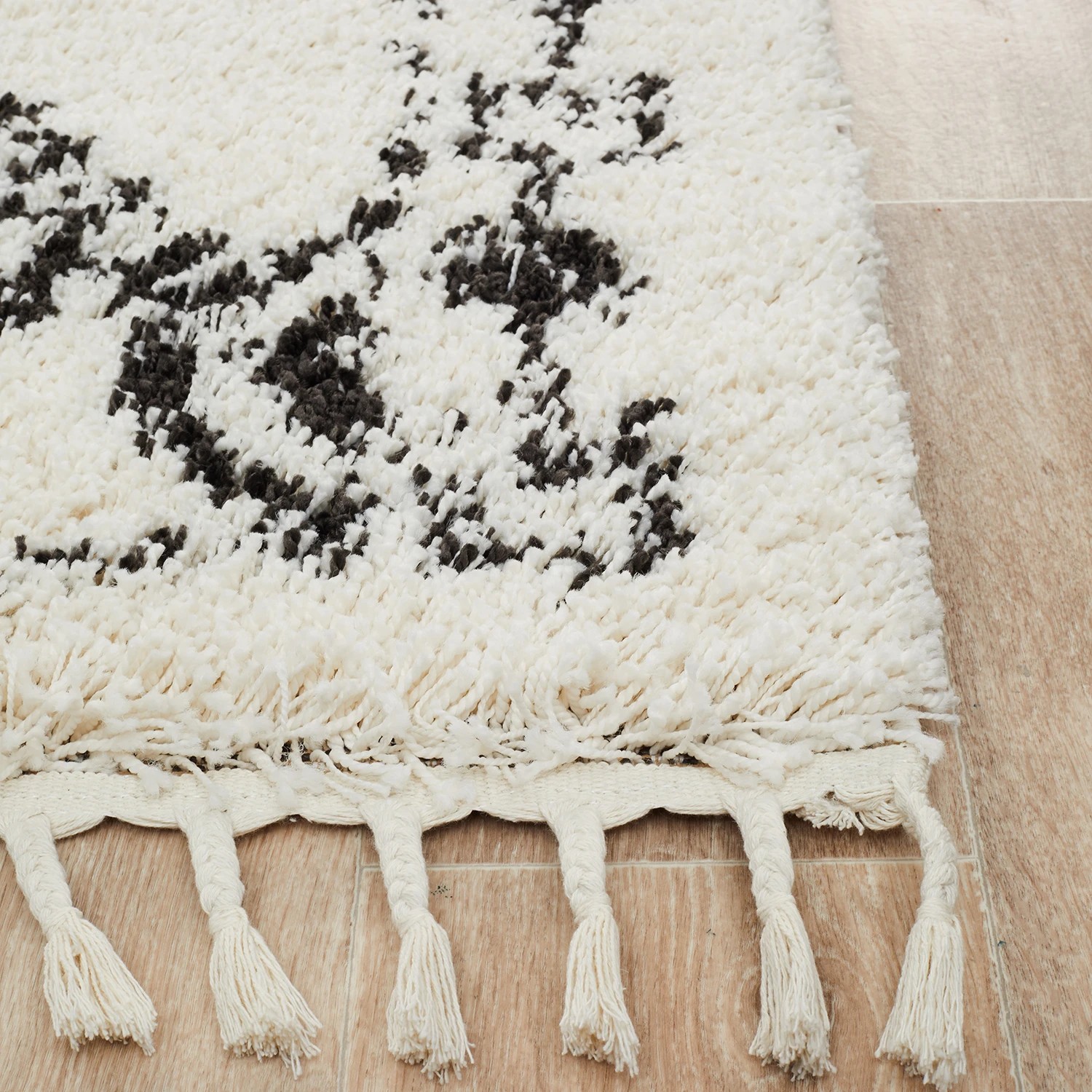 4 Common Ground Rugs Amber 33 230x160cm - Medium Power Loomed Shag Rug - Natural, 4 of 7