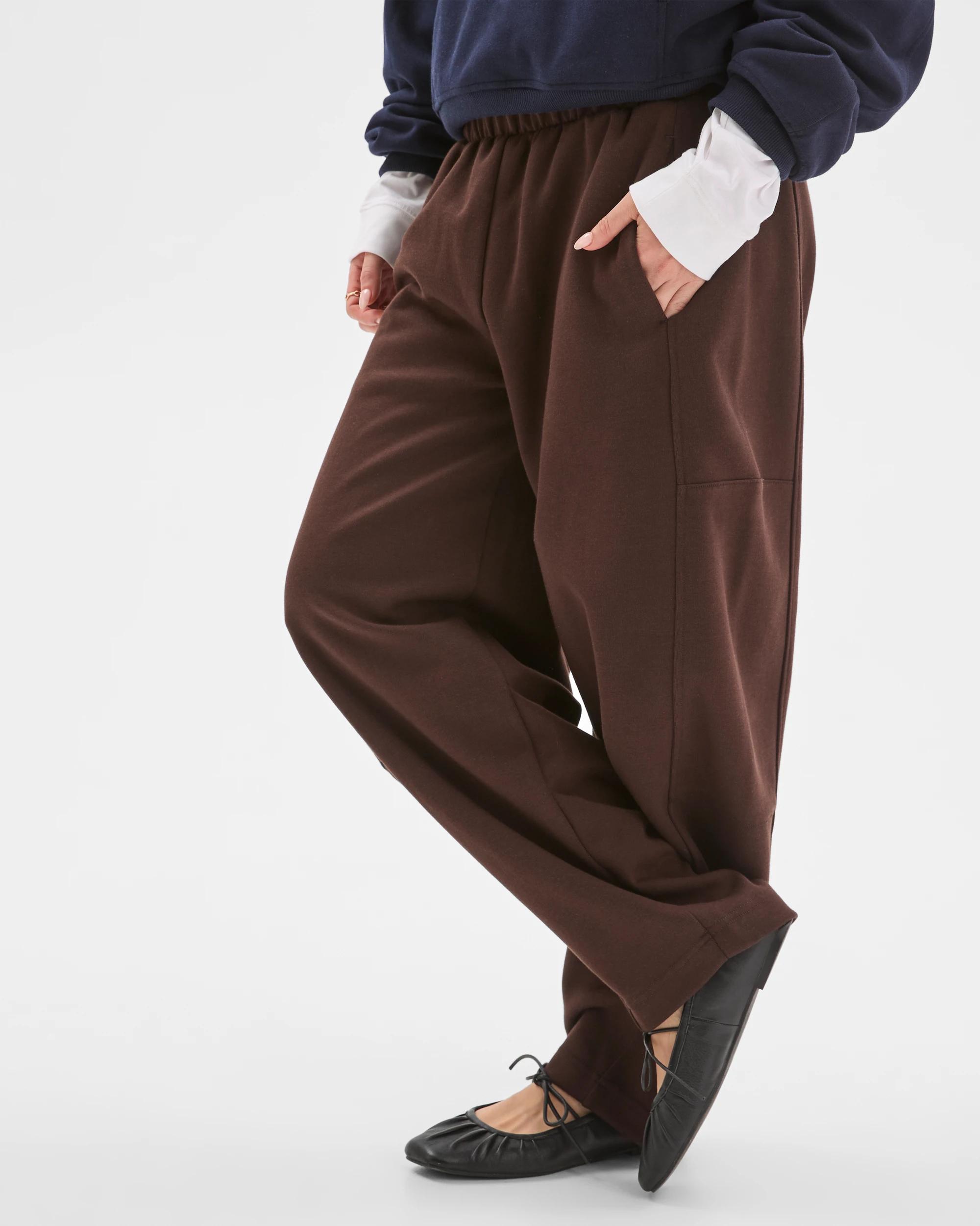 5 Lily Loves Balloon Curved Leg Trackpants TRUFFLE, 5 of 7