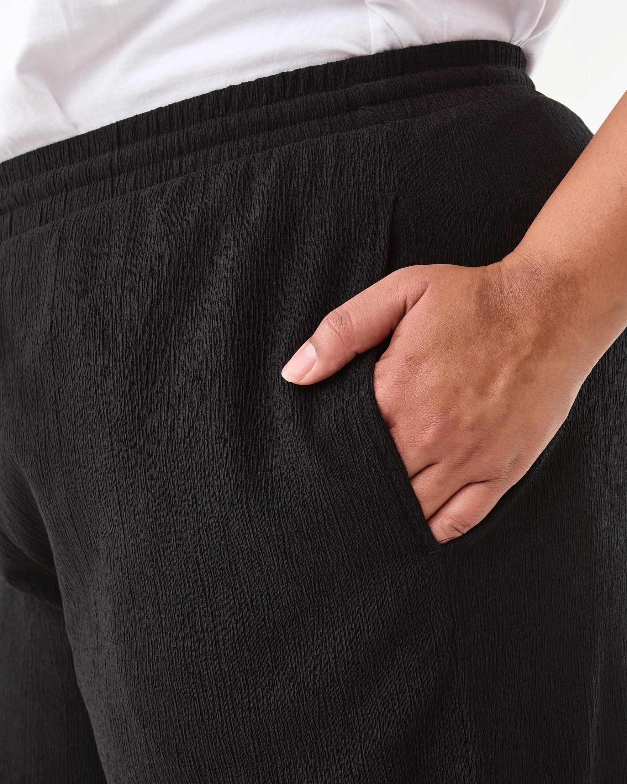 5 Curve Textured Wide Leg Pants Black, 5 of 5