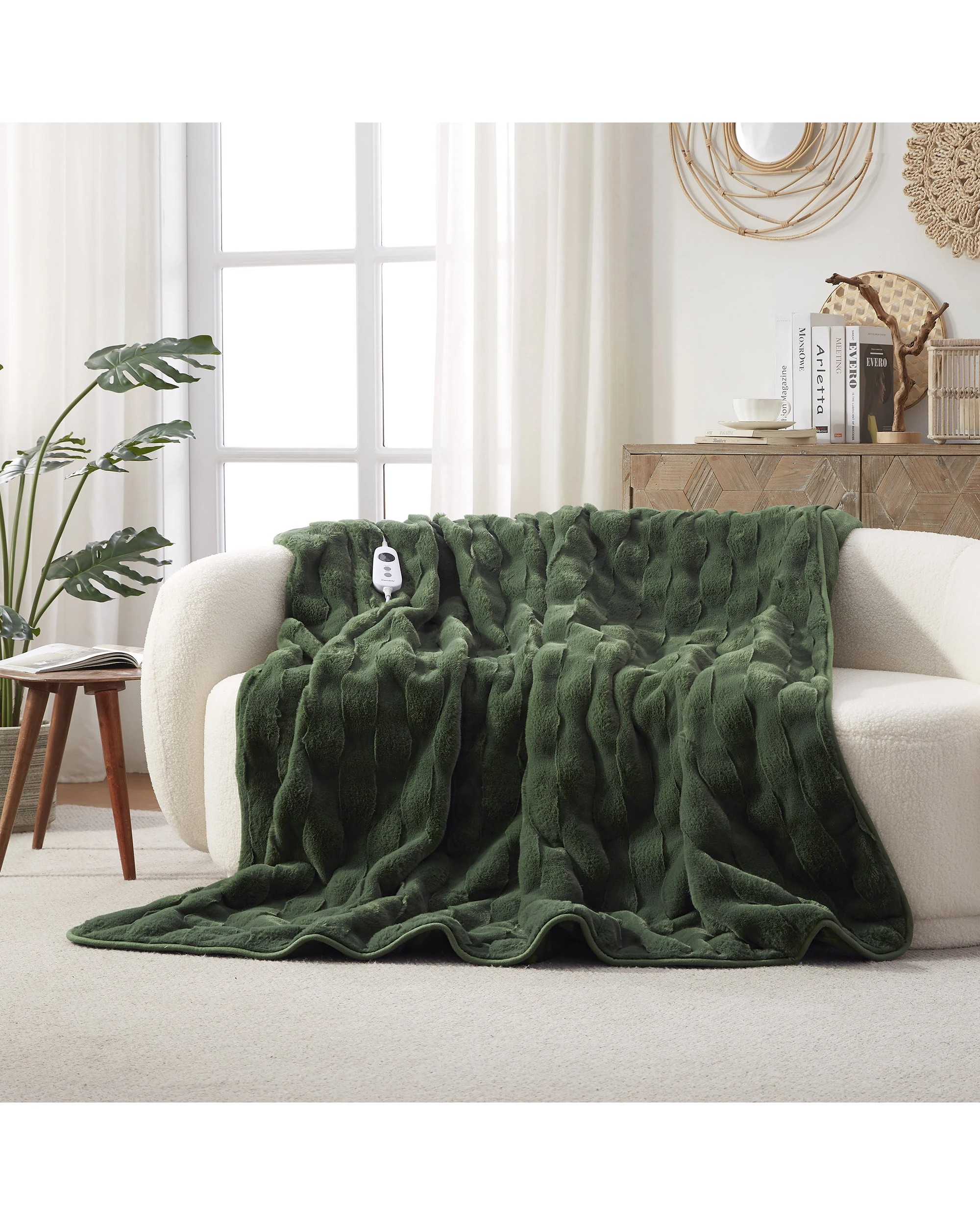 1 Dreamaker Basketweave Faux Fur Heated Throw 180x200cm - Olive, 1 of 10