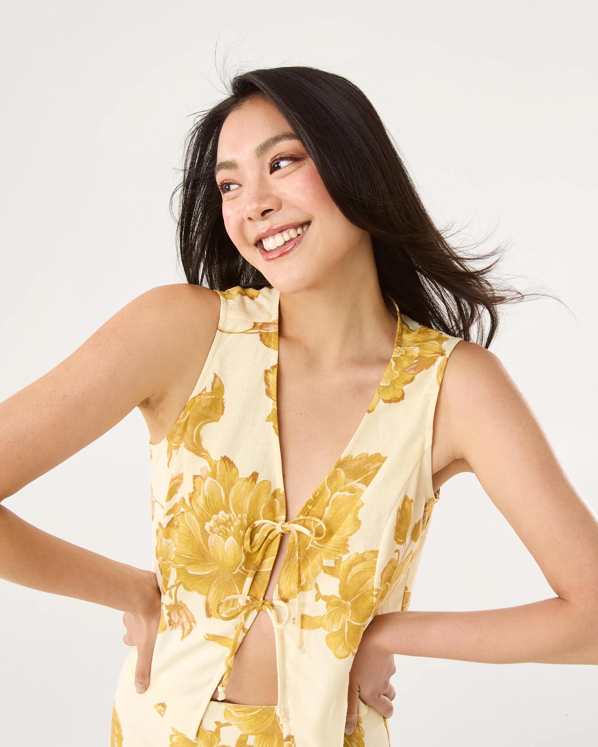 5 Short Sleeve Linen Blend Tie Front Top Boho Flral, 5 of 6