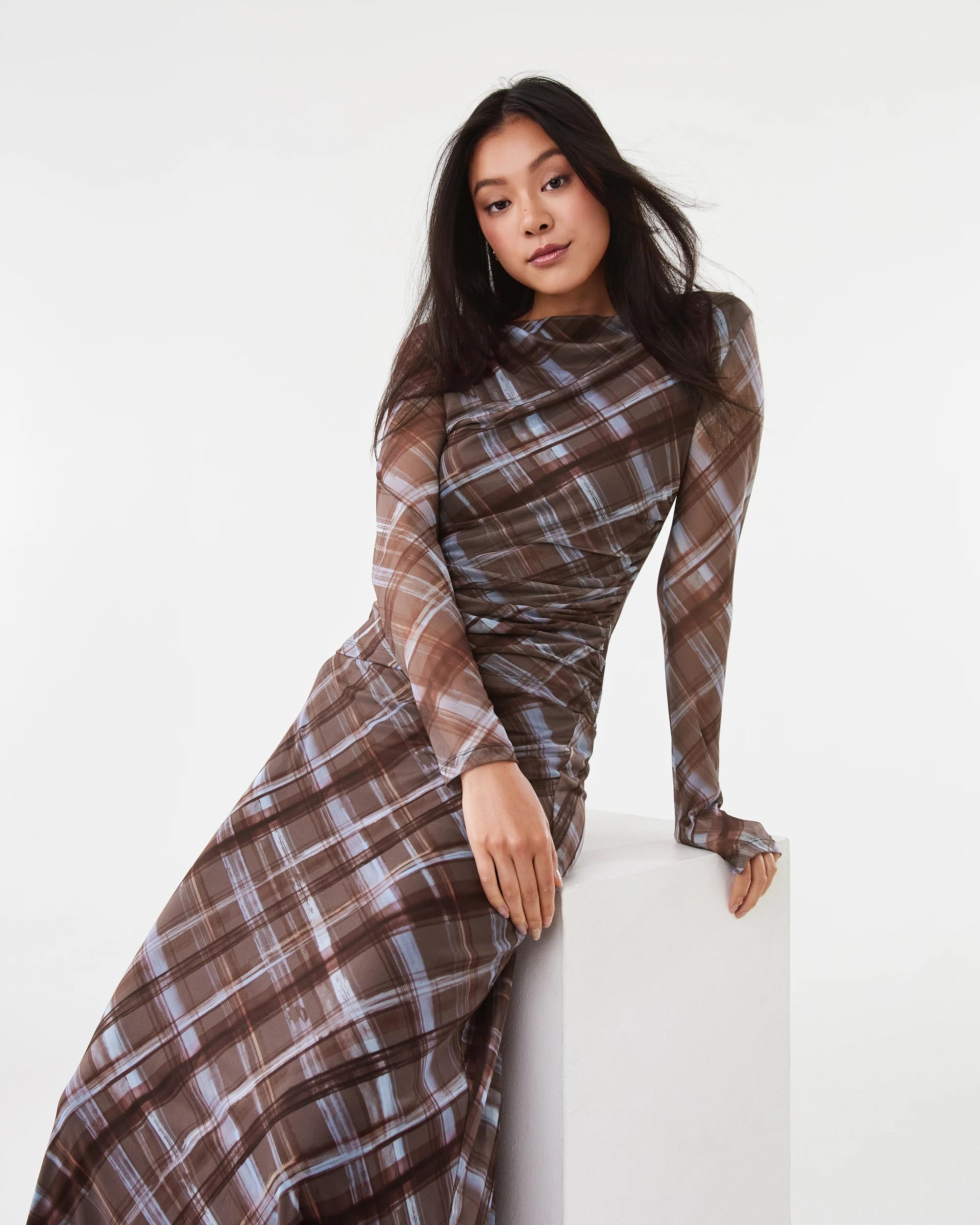 8 Check Mesh Maxi Skirt Choc Chk, 8 of 9