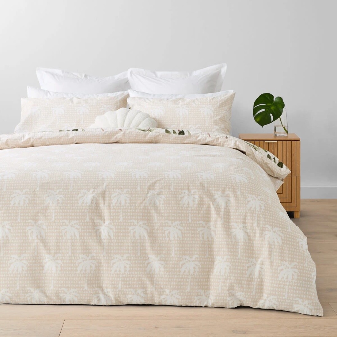 2 Hailey Cotton Rich Reversible Quilt Cover Set - Queen Bed, Green, 2 of 7