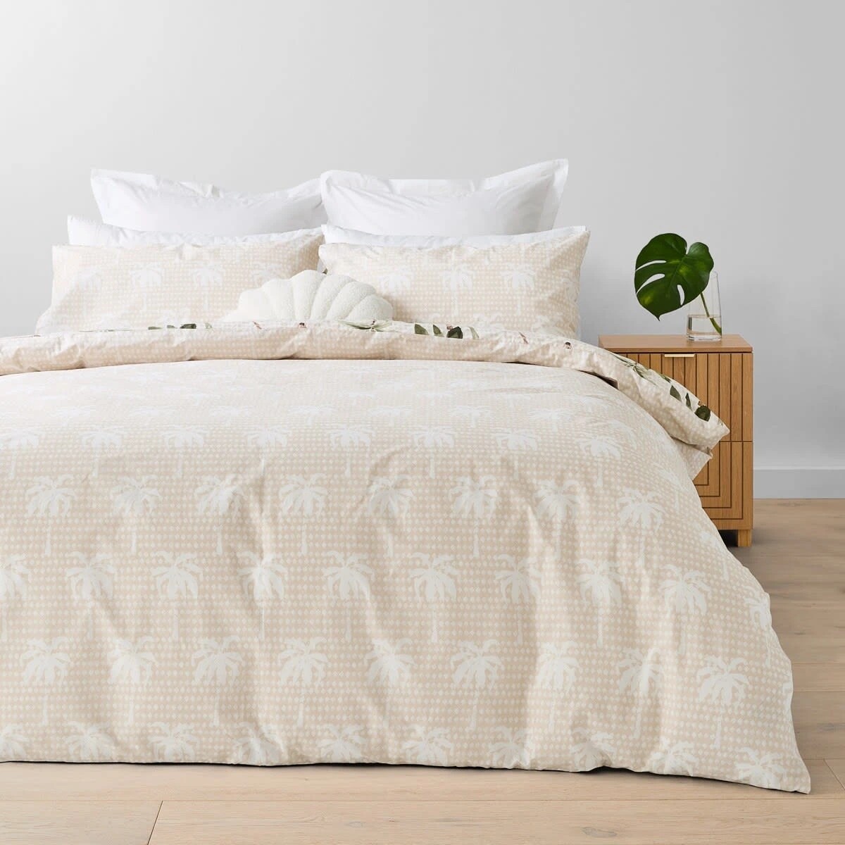 2 Hailey Cotton Rich Reversible Quilt Cover Set - Queen Bed, Green, 2 of 7