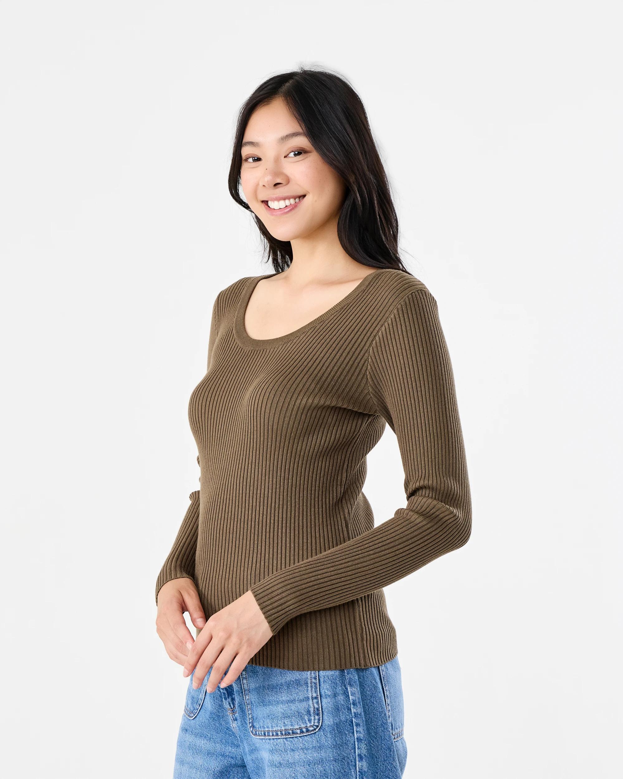 2 Long Sleeve Scoop Neck Top Dark Olive, 2 of 6