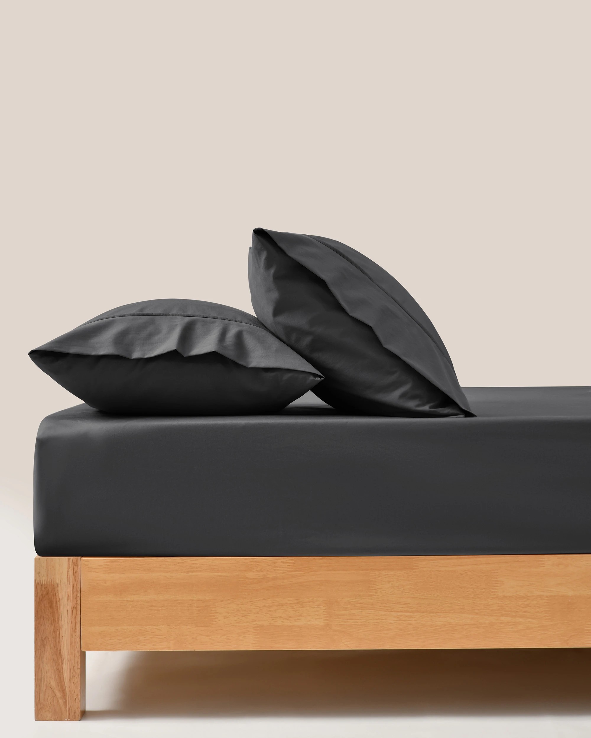 1 Dreamaker 250TC Cotton & Recycled Polyester Blend Fitted Sheet Set - Double Bed - Charcoal, 1 of 5