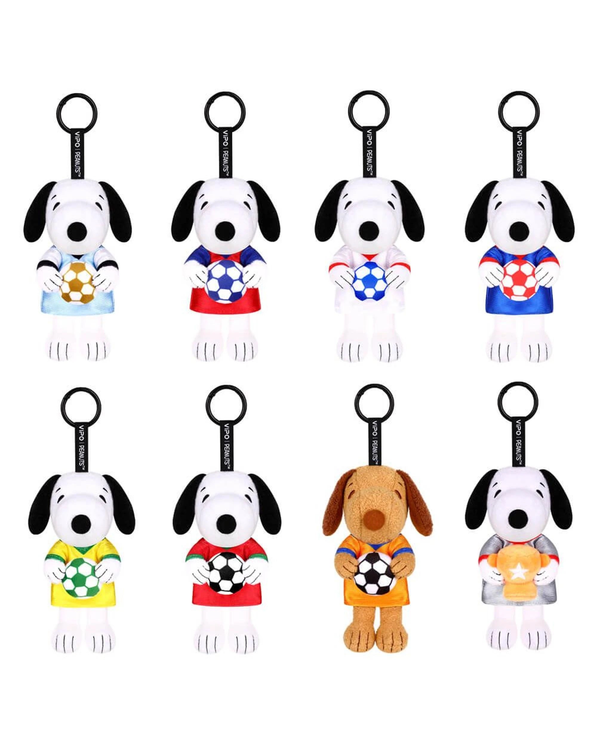 2 Peanuts Soccer Series Plush Keychain Blind Box, 2 of 9