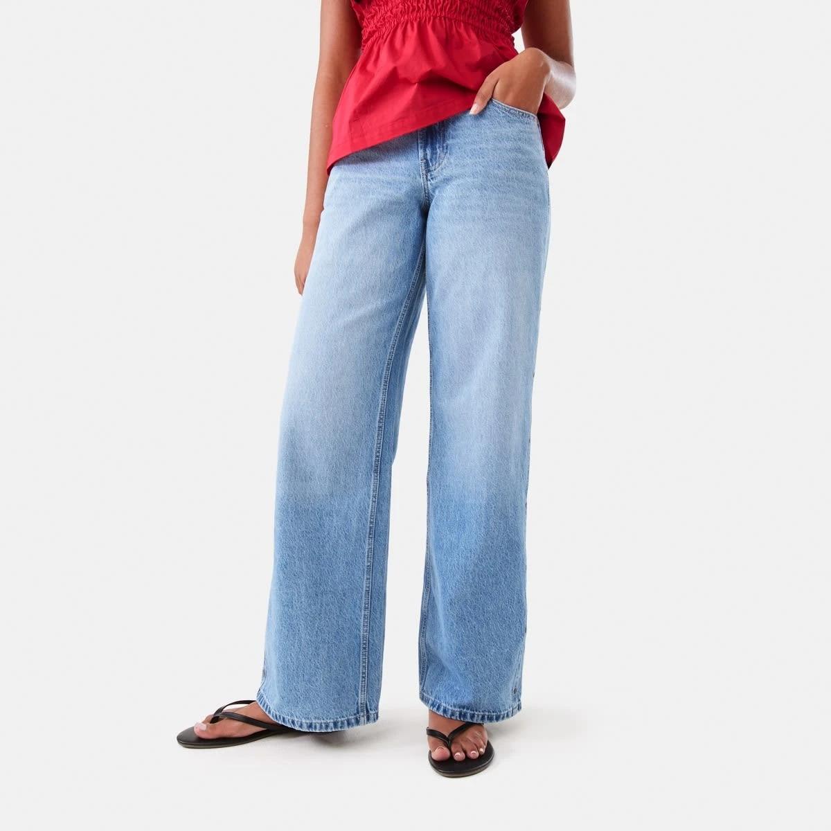1 Straight Leg Stud Jeans Mid Wash, 1 of 9