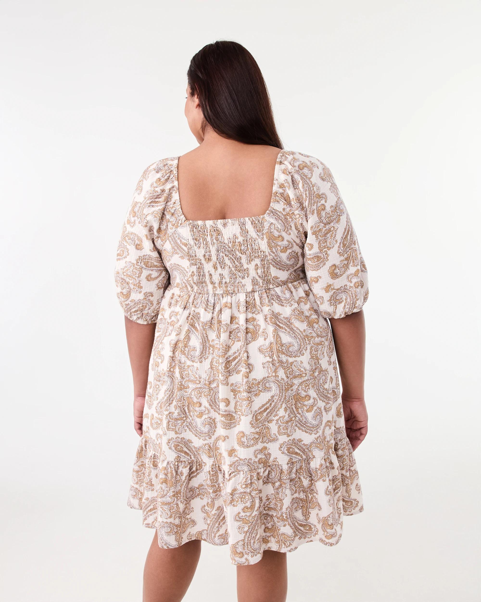 3 Curve Short Sleeve Gathered Front Midi Dress Bge Pais, 3 of 9