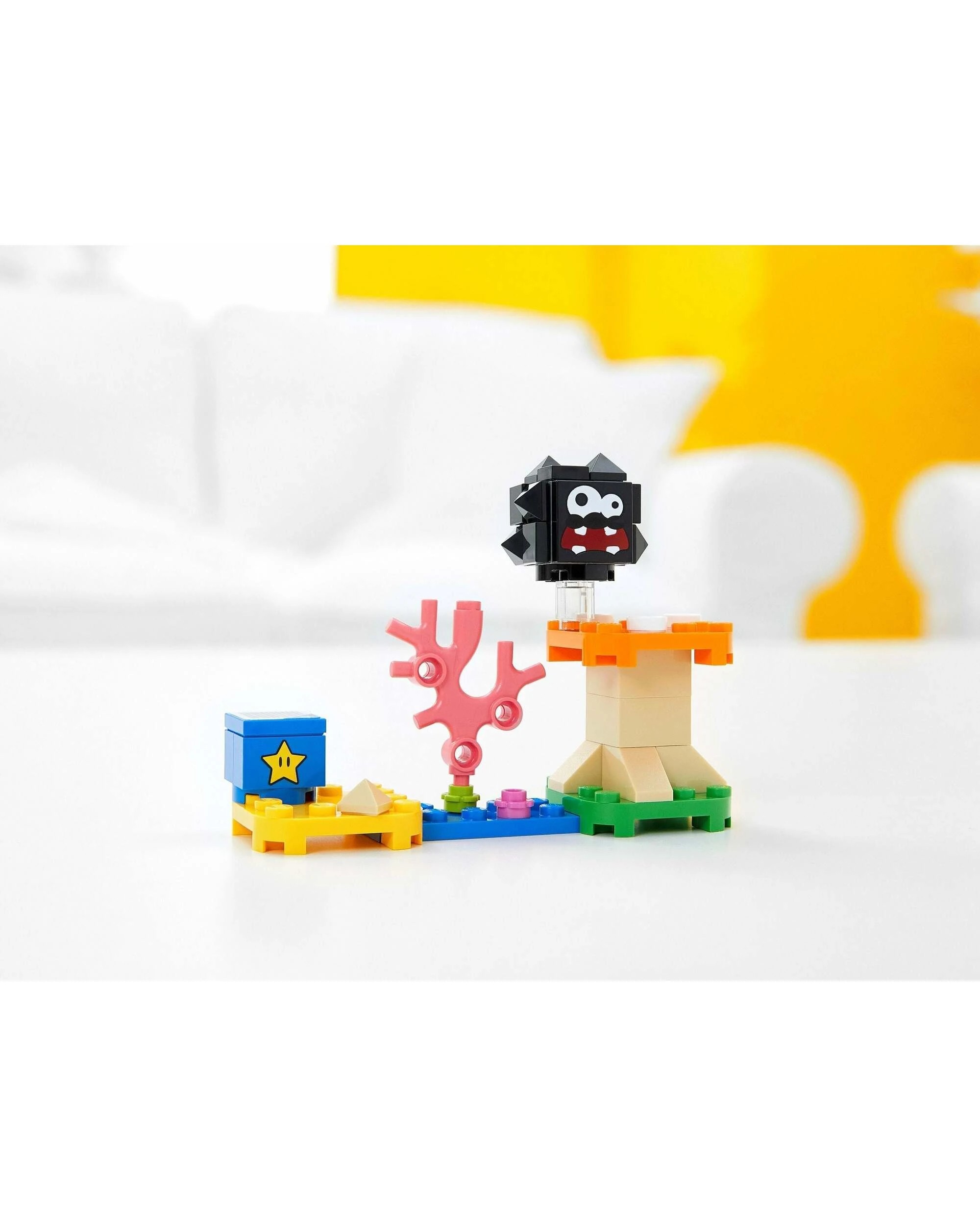 4 LEGO 30389 Super Mario Fuzzy & Mushroom Platform, 4 of 4