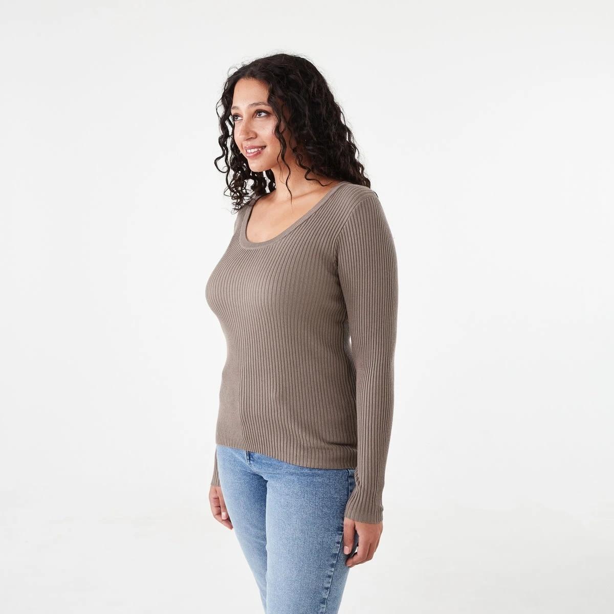 2 Long Sleeve Scoop Neck Top Taupe Brn, 2 of 5