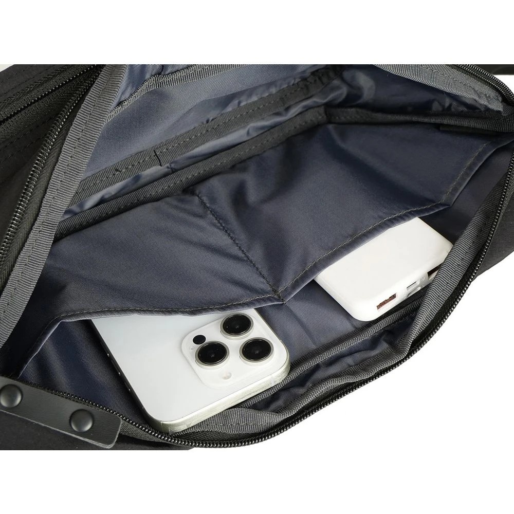 4 Otto Crossbody Bumbag Black, 4 of 7