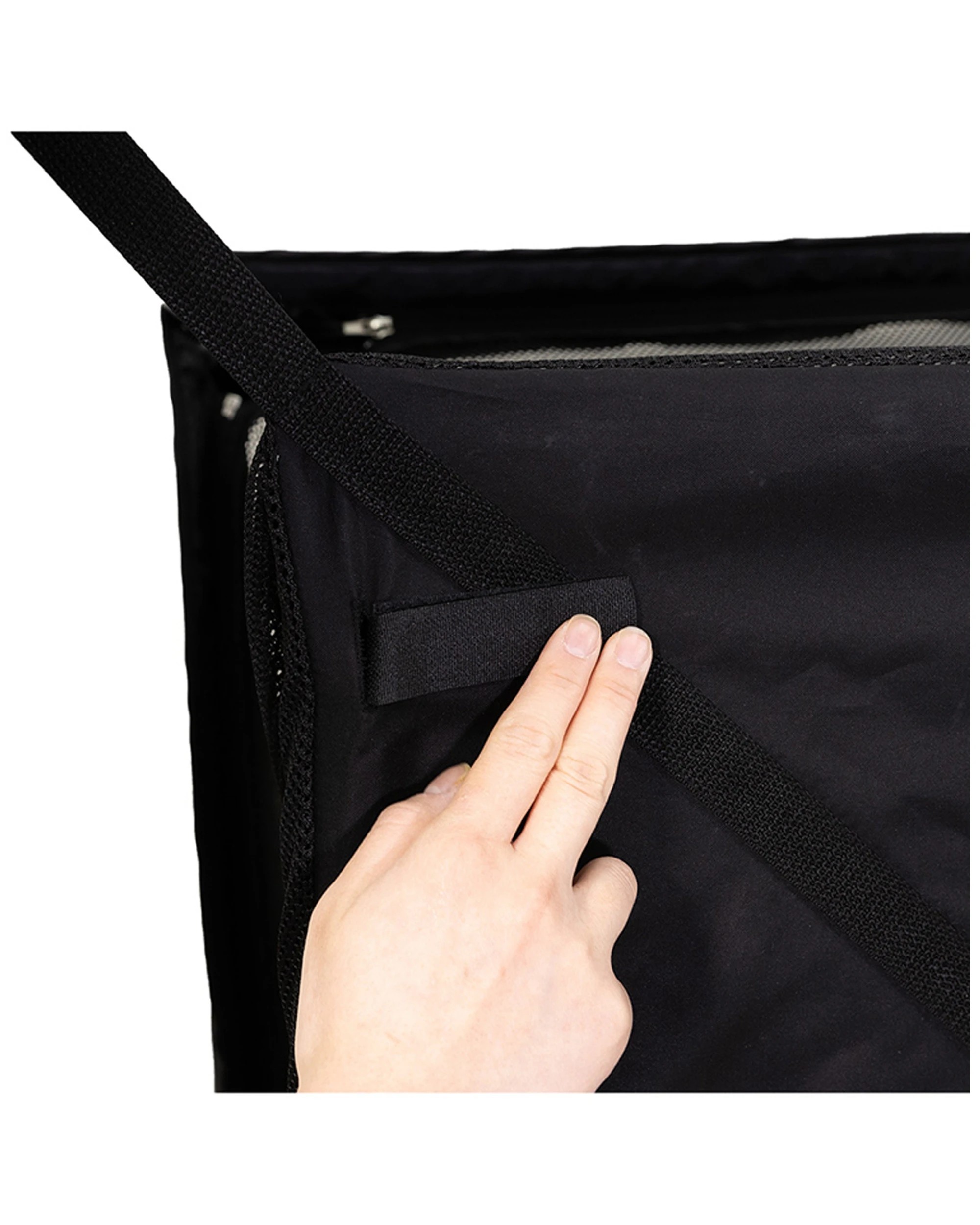 2 Vee Bee Amado Portacot Travel/play
 - Black, 2 of 7