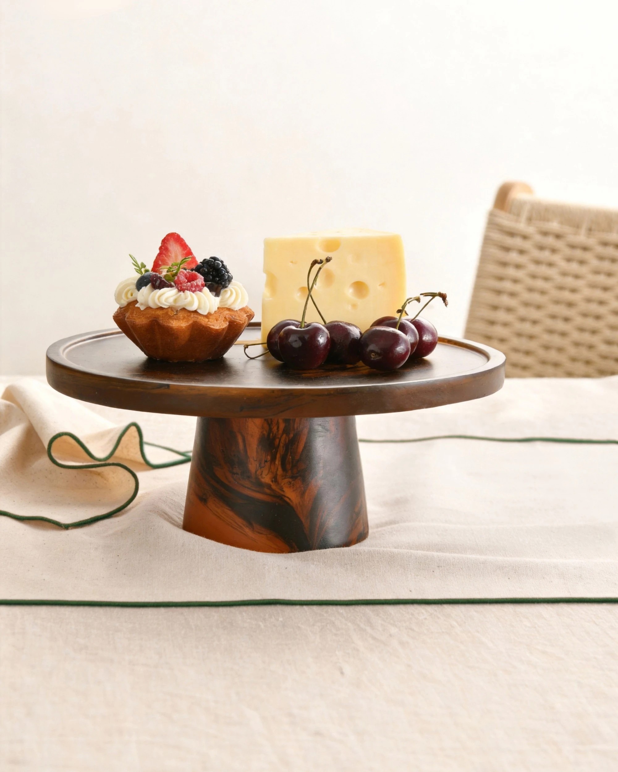 6 Cadence & Co. Harvest Table Runner with Set of 6 Placemats - Natural with Olive Edge, 6 of 10