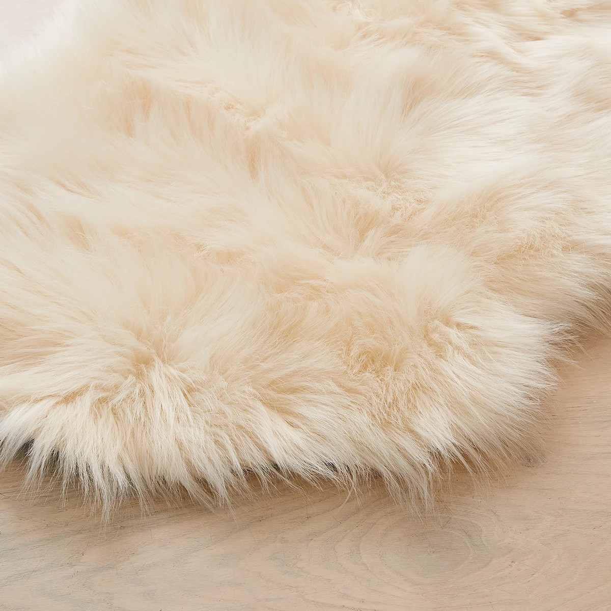 2 Cream Faux Fur Mat - Anko, 2 of 6