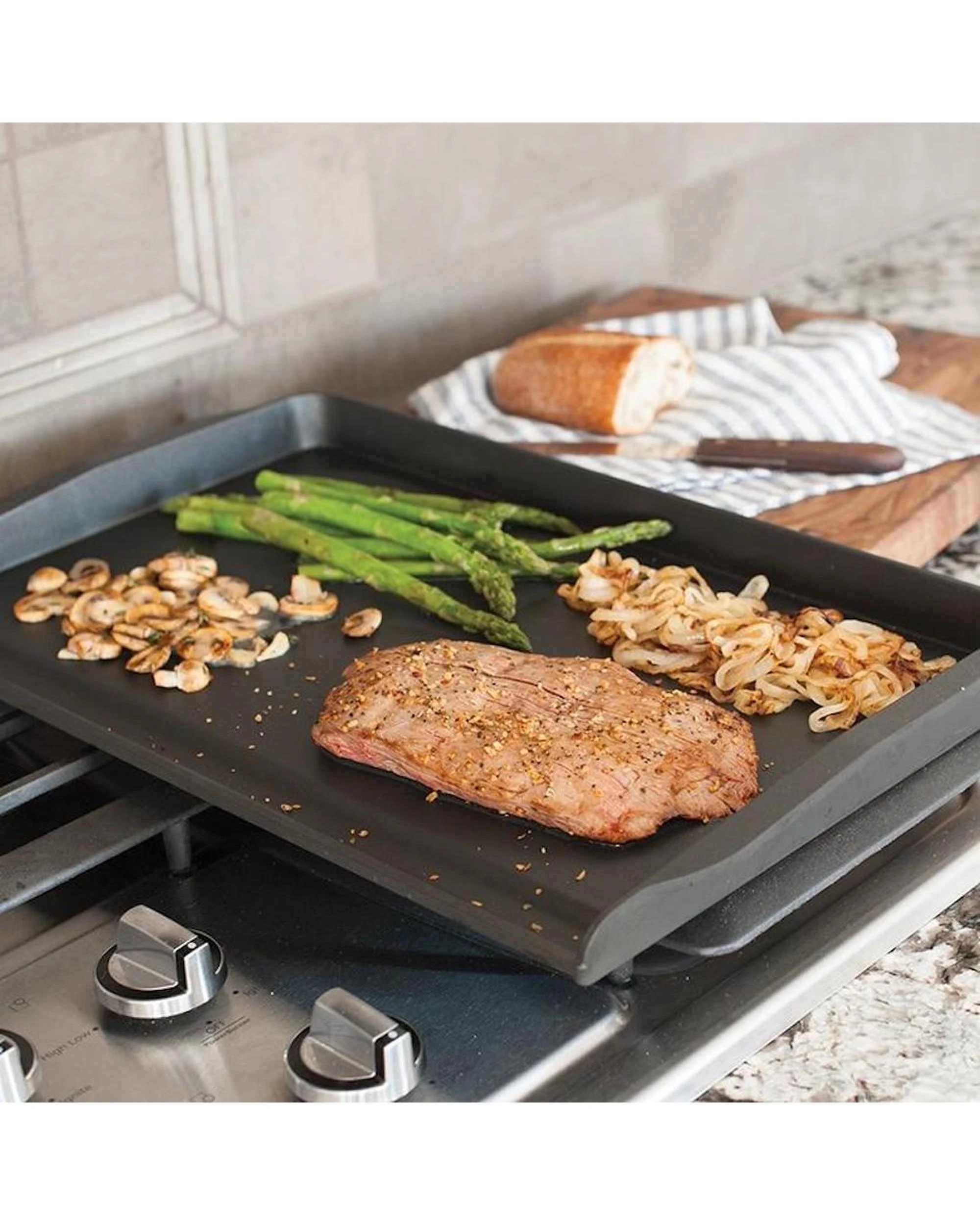 5 Nordic Ware Double Backsplash Griddle 51 x 30.5 x 5cm - Black, 5 of 6