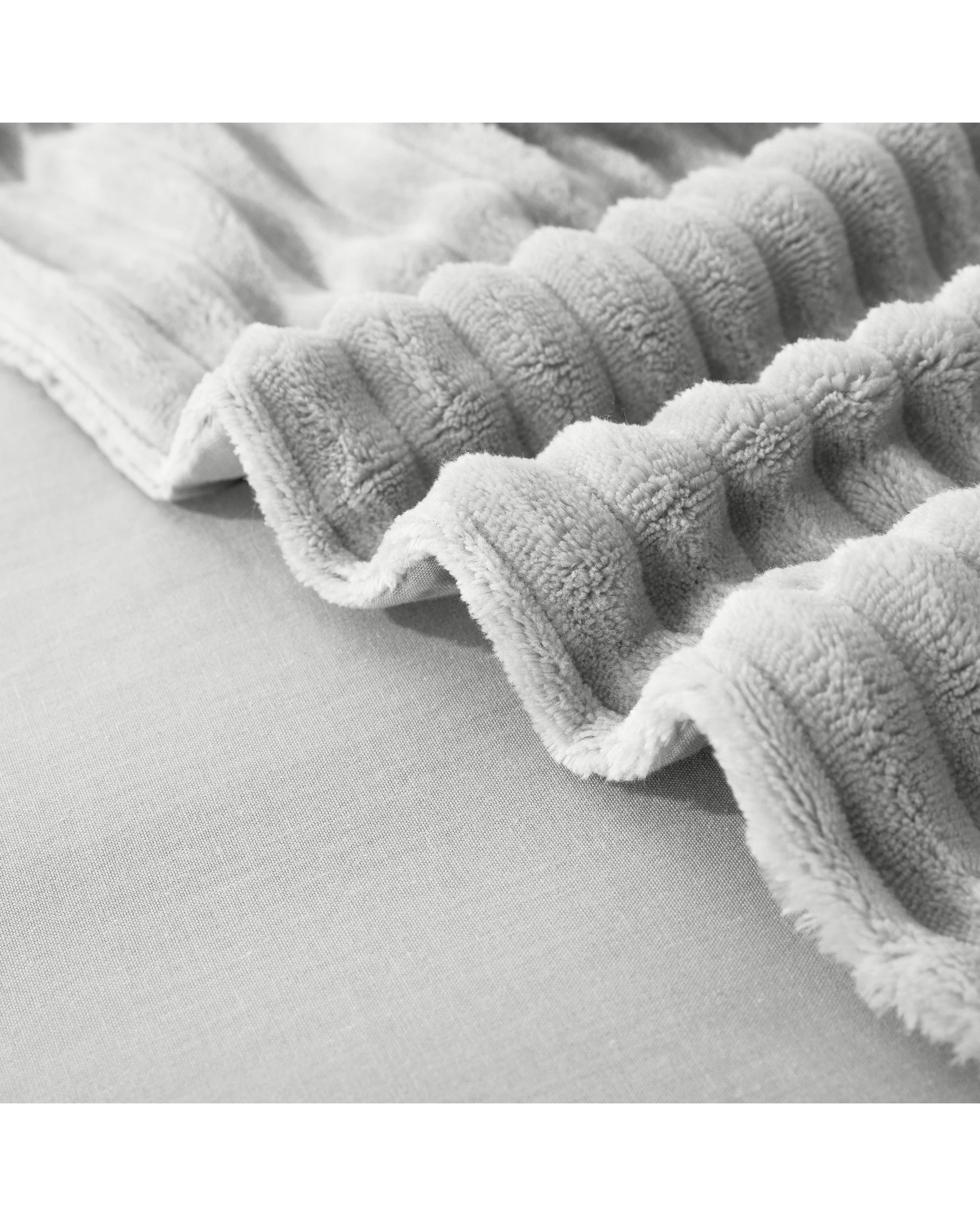 7 Dreamaker Signature Embossed Corduroy Fleece Quilt Cover Set - Single Bed - Silver Grey, 7 of 8
