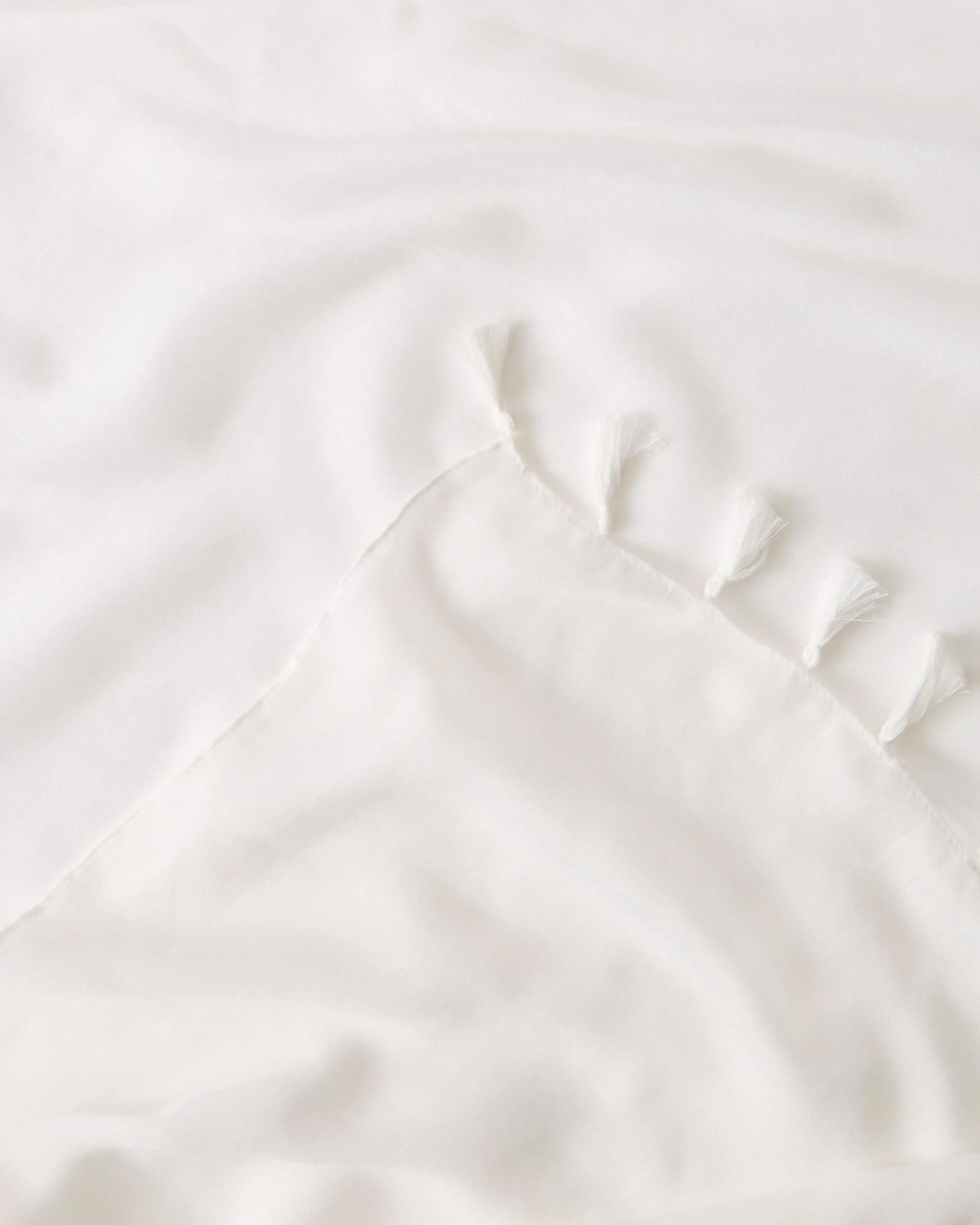 2 Tassel Lightweight Scarf White, 2 of 3