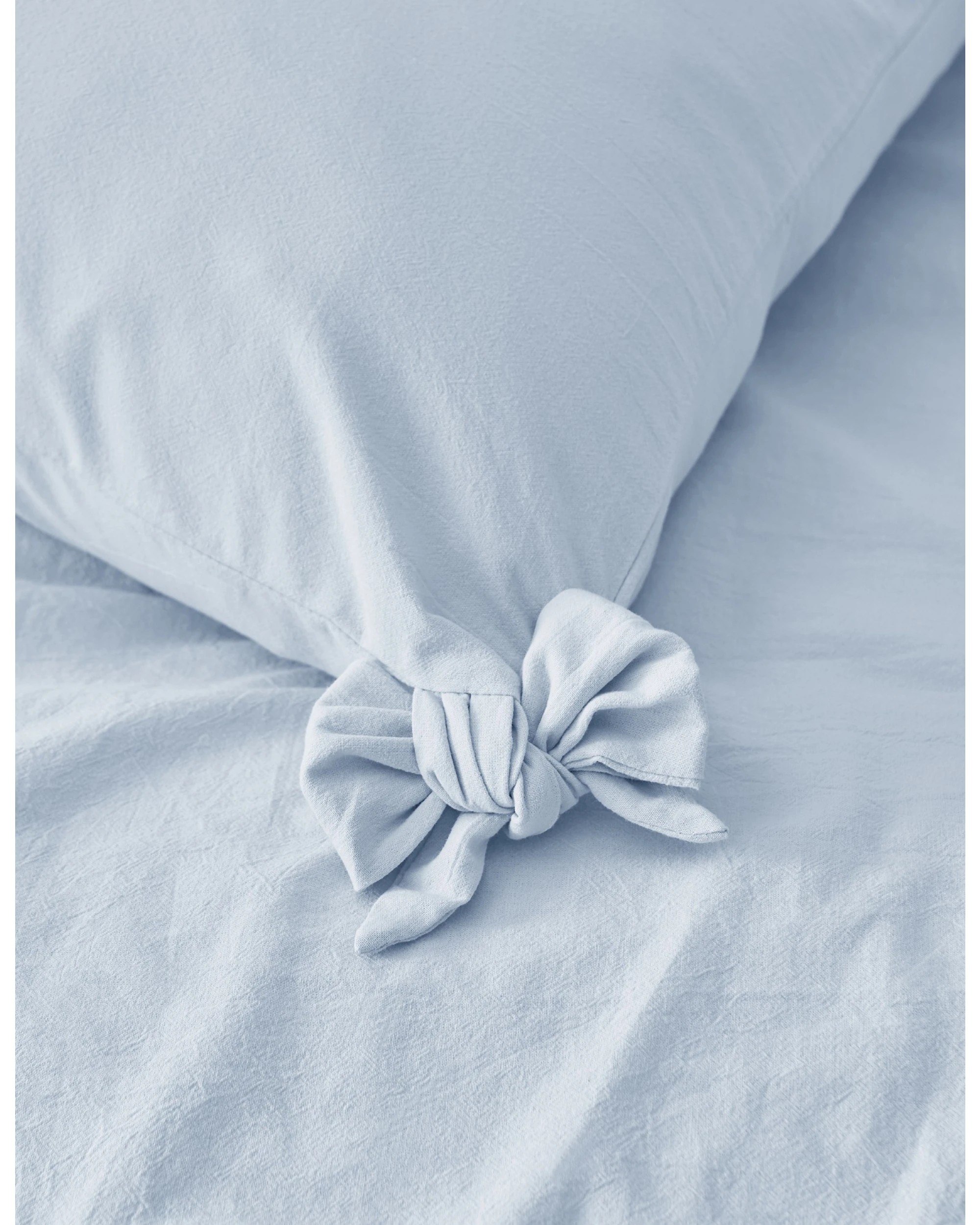 3 Dreamaker Bonnie Washed Cotton Quilt Cover Set with Bows Double Bed - Double Bed - Sky, 3 of 9