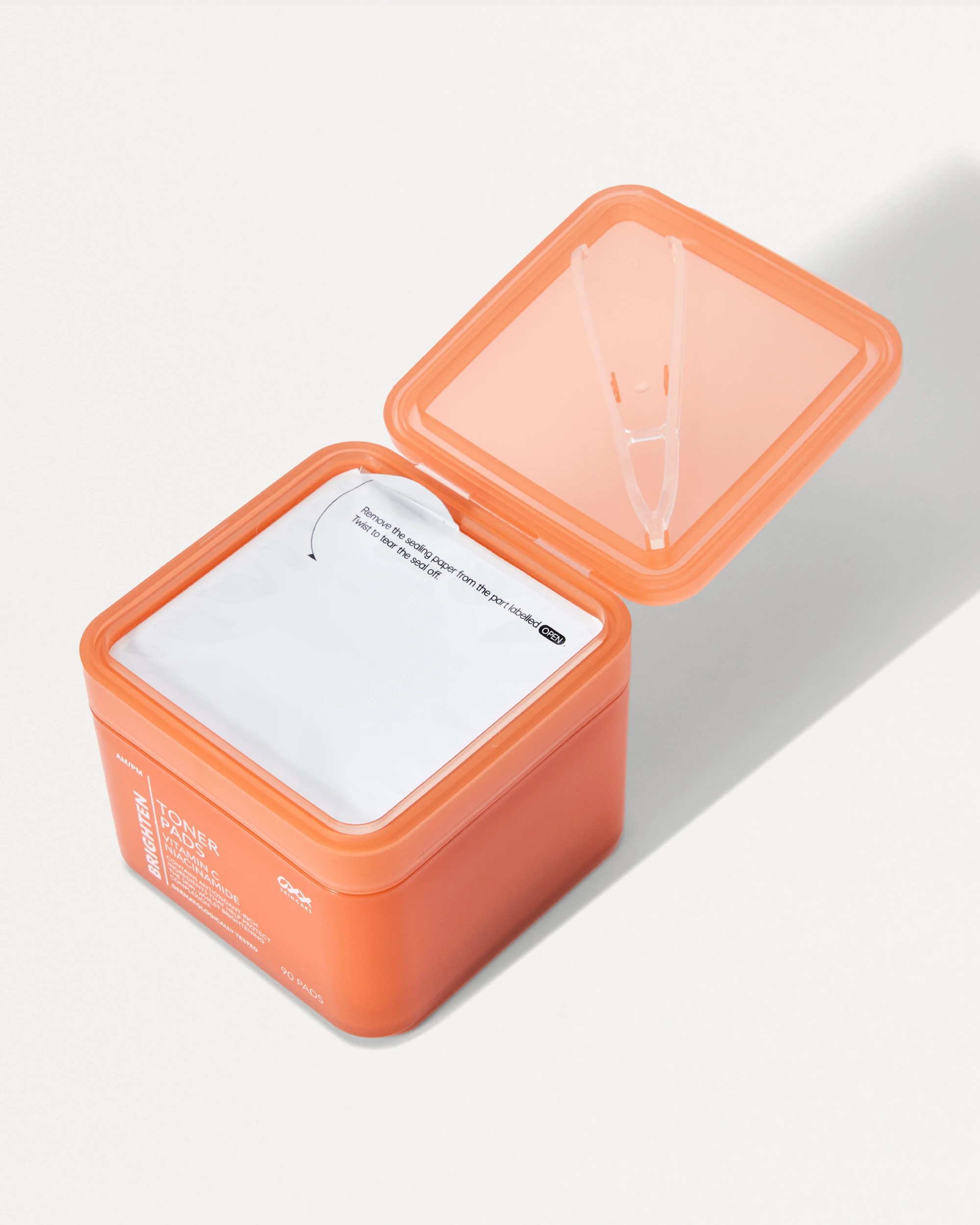 2 OXX Skincare 90 Pack AM/PM Brighten Toner Pads - Vitamin C and Niacinamide, 2 of 5