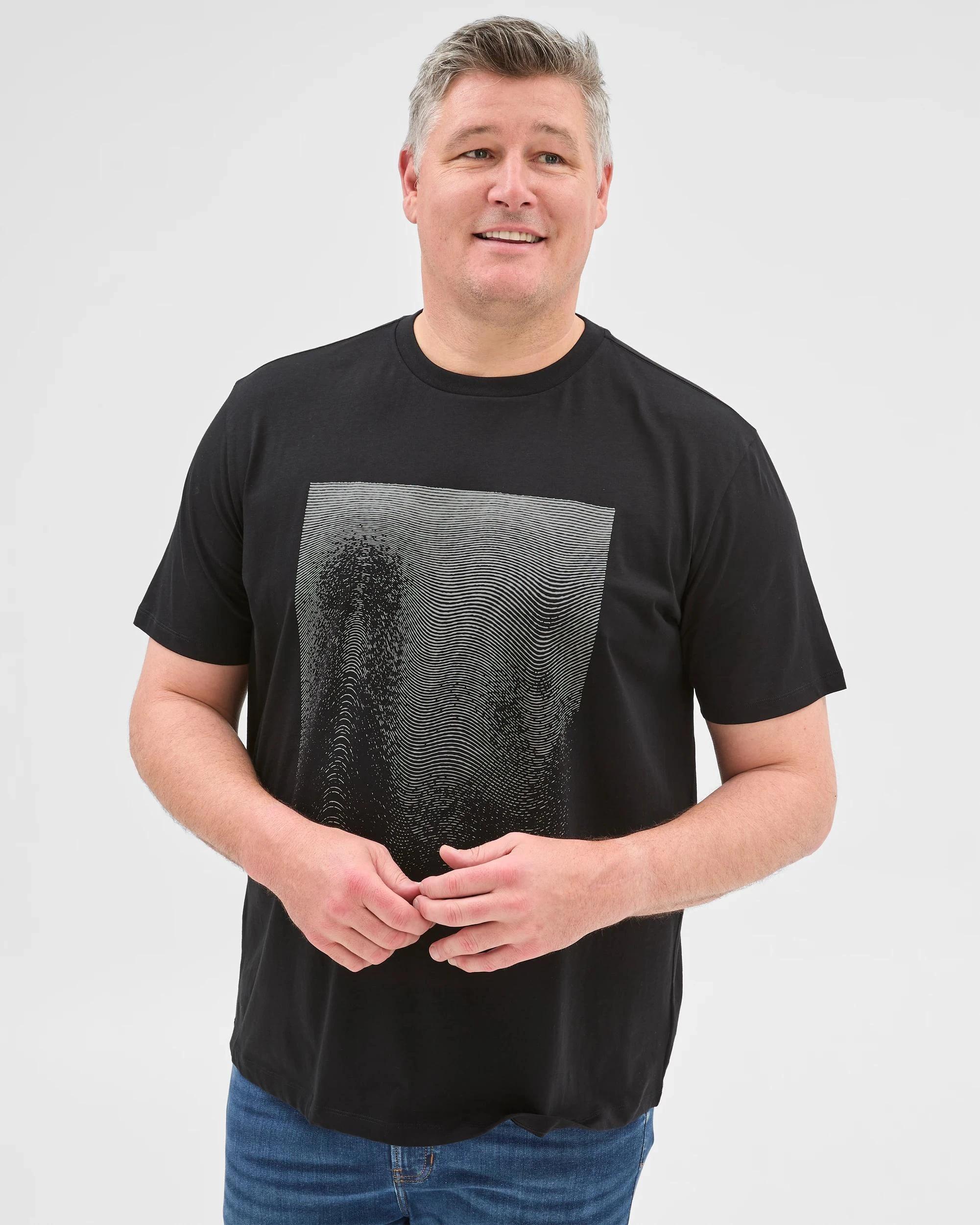 2 Target Plus Size Australian Cotton Print T-Shirt BLACK FORMATION, 2 of 6