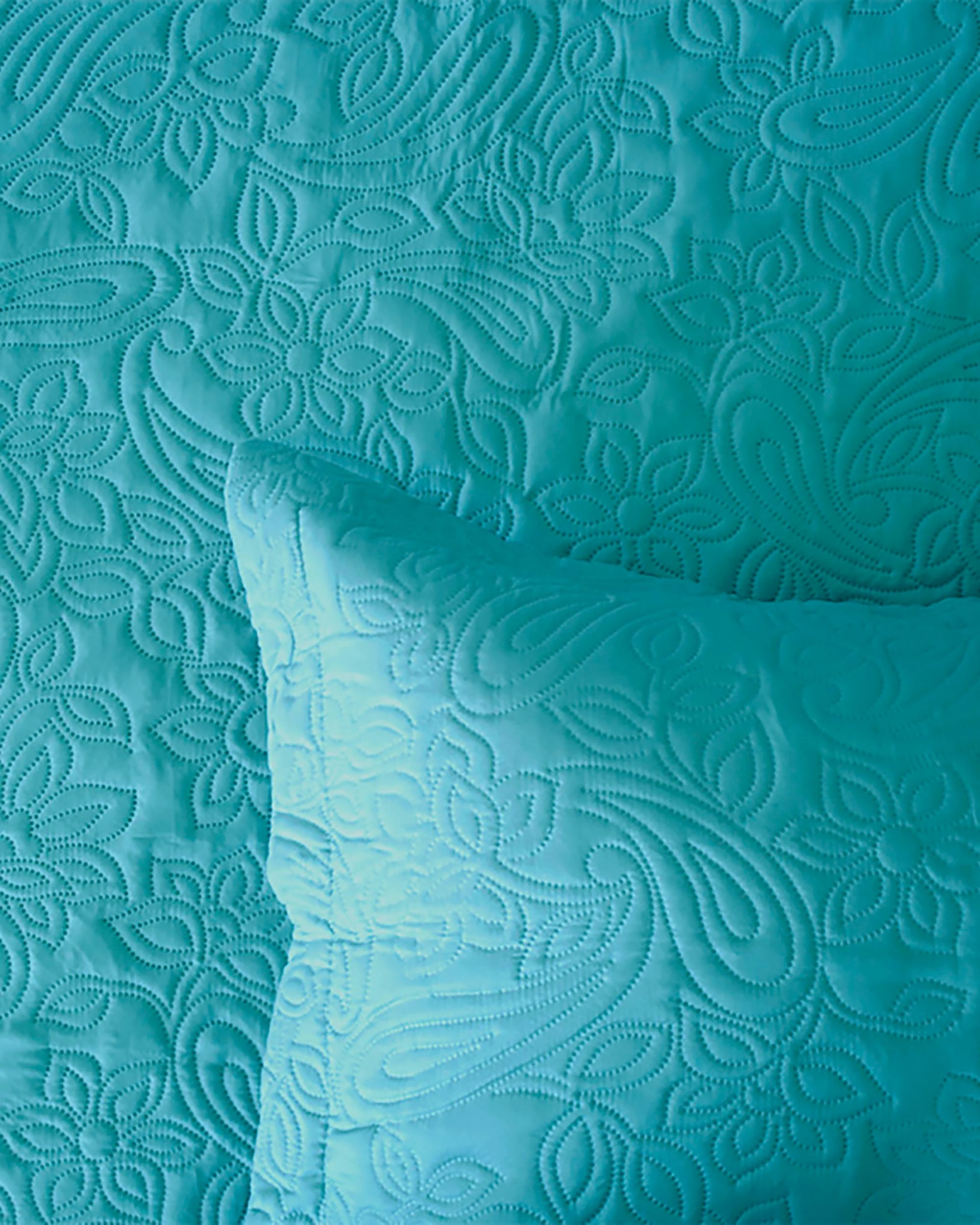 3 Bambury Paisley Embossed Microfibre Lightweight  Coverlet Set  Peacock -  Queen/King - Blue, 3 of 4