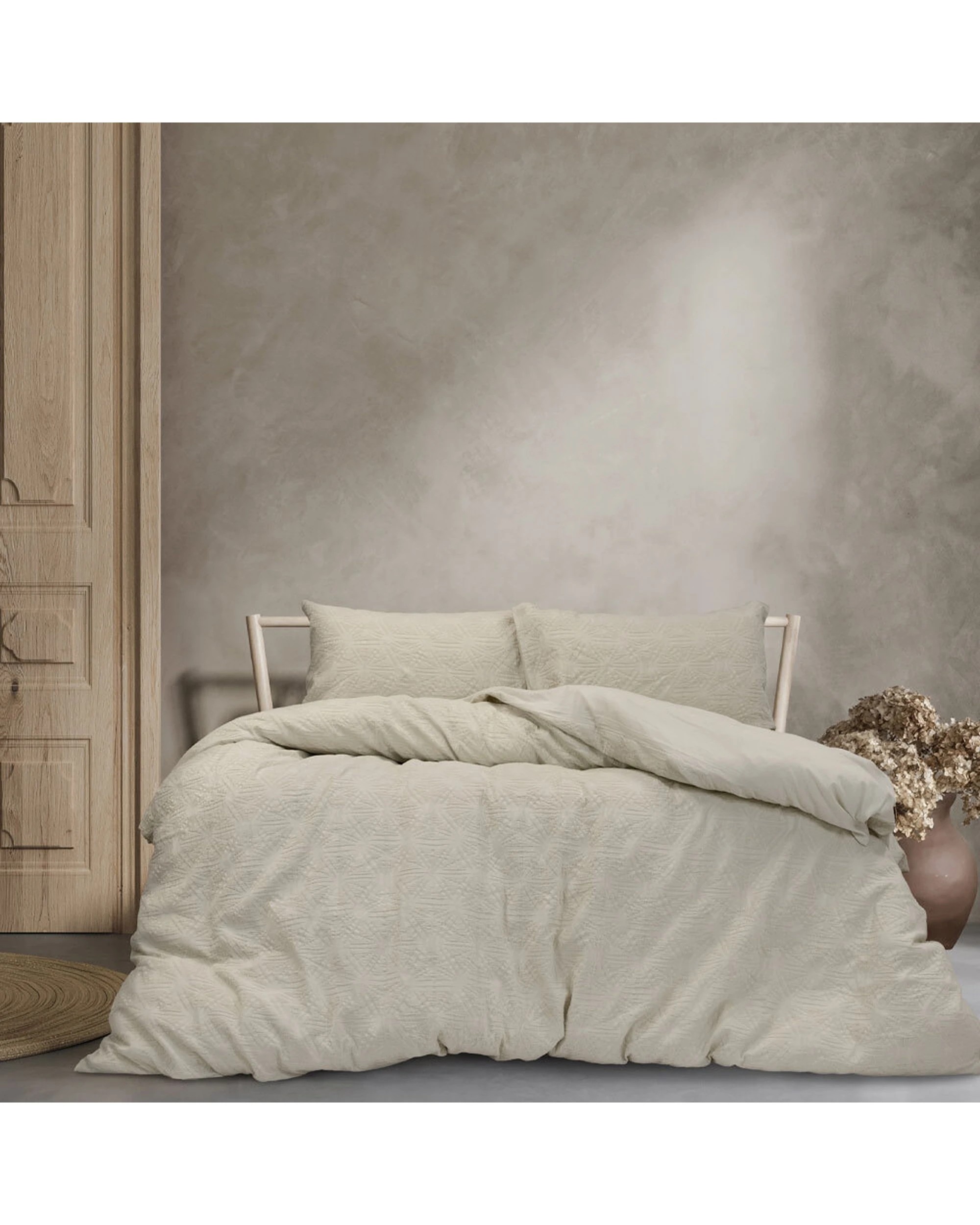 1 Algodon Cabo Washed Cotton Jacquard Quilt Cover Set - Coconut Milk Queen - Beige, 1 of 3