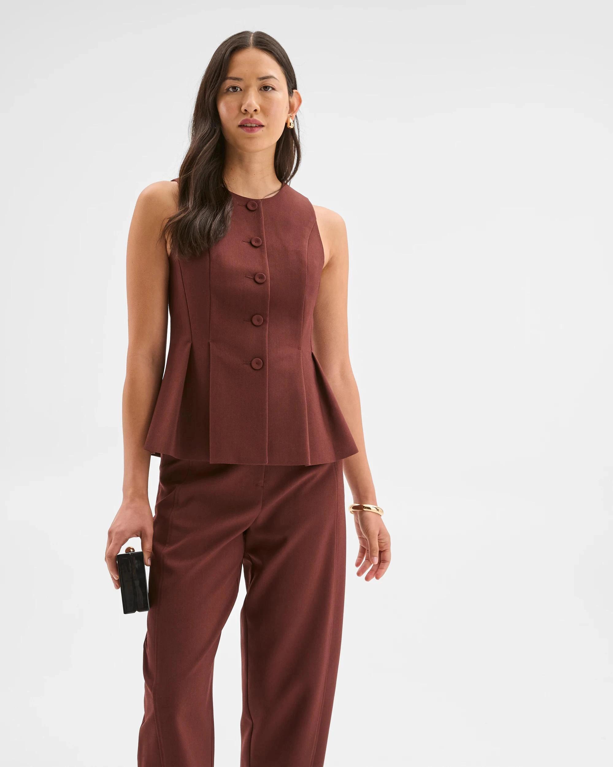 4 Preview Sleeveless Peplum Vest RUM RAISIN, 4 of 8