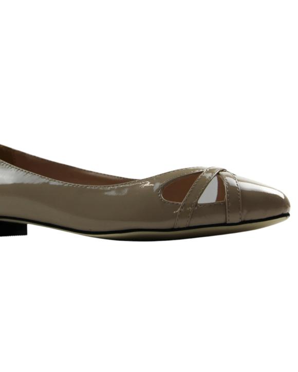 Zasel Womens Doris Leather Flats Work Dress Casual Shoes
