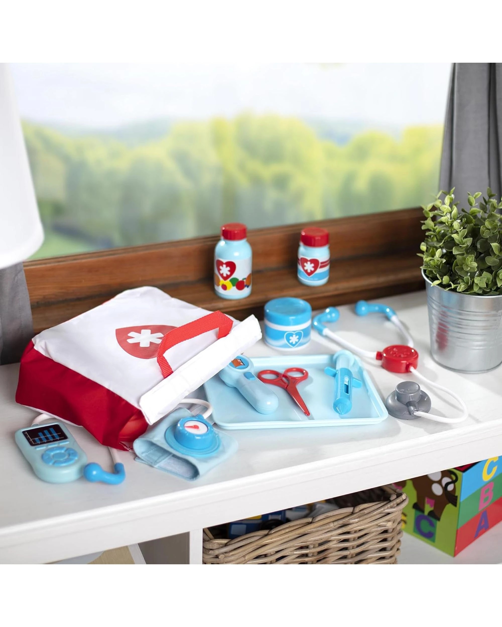 3 Melissa and Doug Get Well Doctors Kit Play Set, 3 of 5