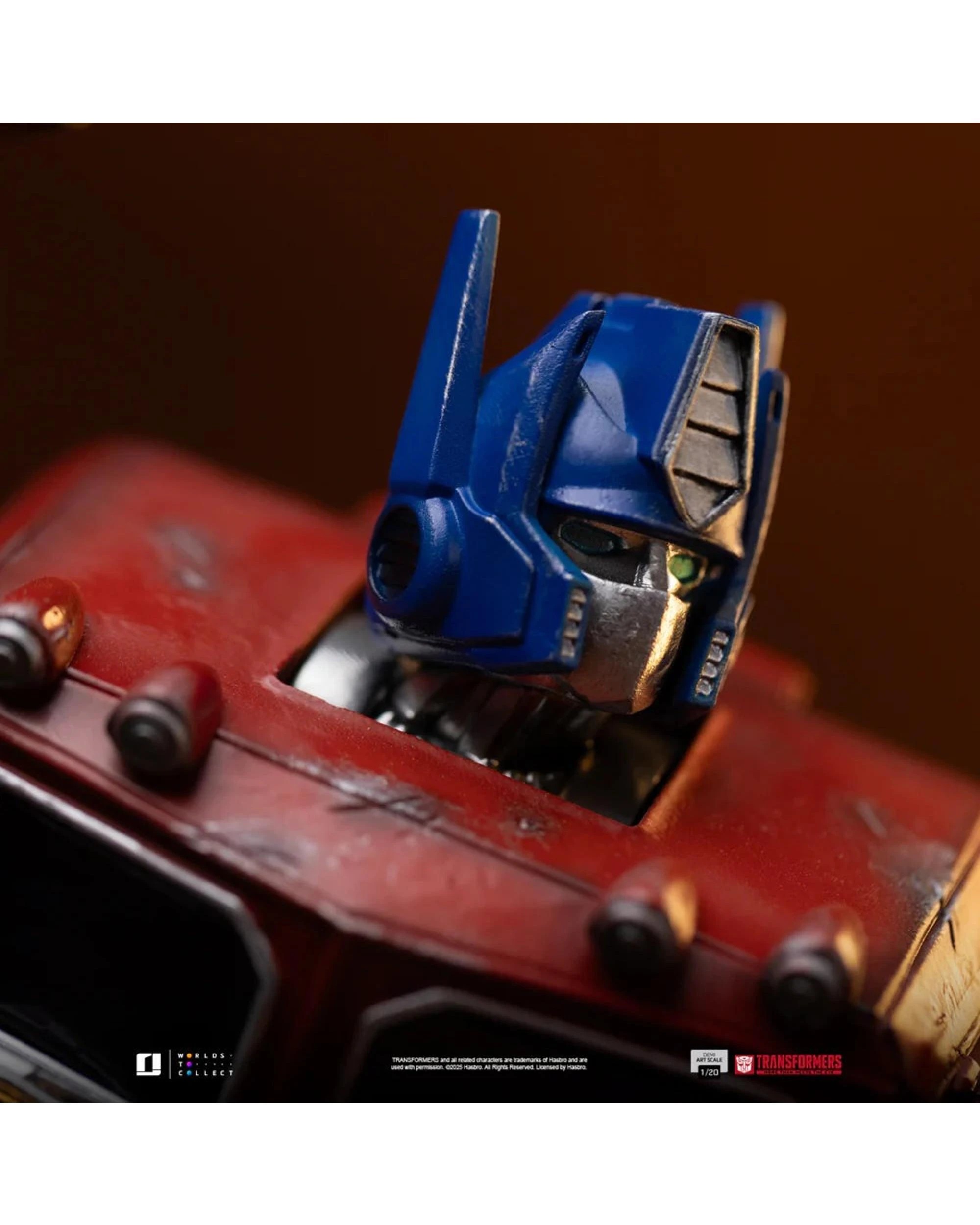 7 Transformers Optimus Prime 1:20 Scale Statue, 7 of 9