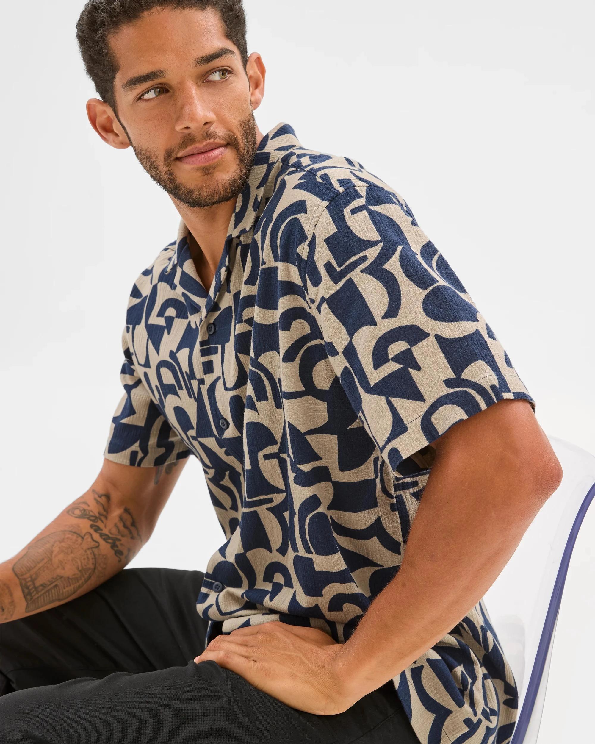 1 Target Crinkle Print Shirt WALNUT, 1 of 6