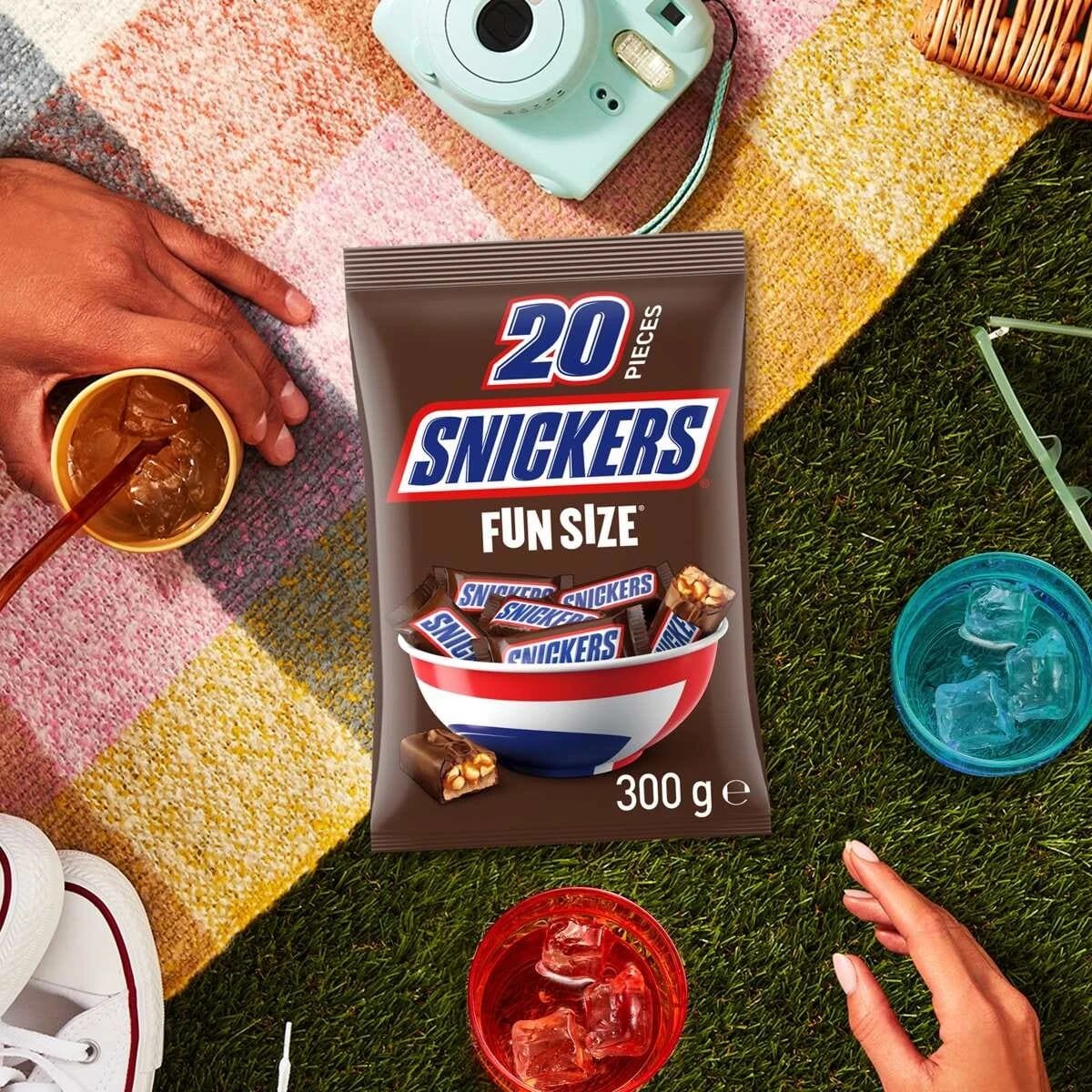 4 20 Piece Snickers Fun Size Snack and Share Bag 300g, 4 of 5